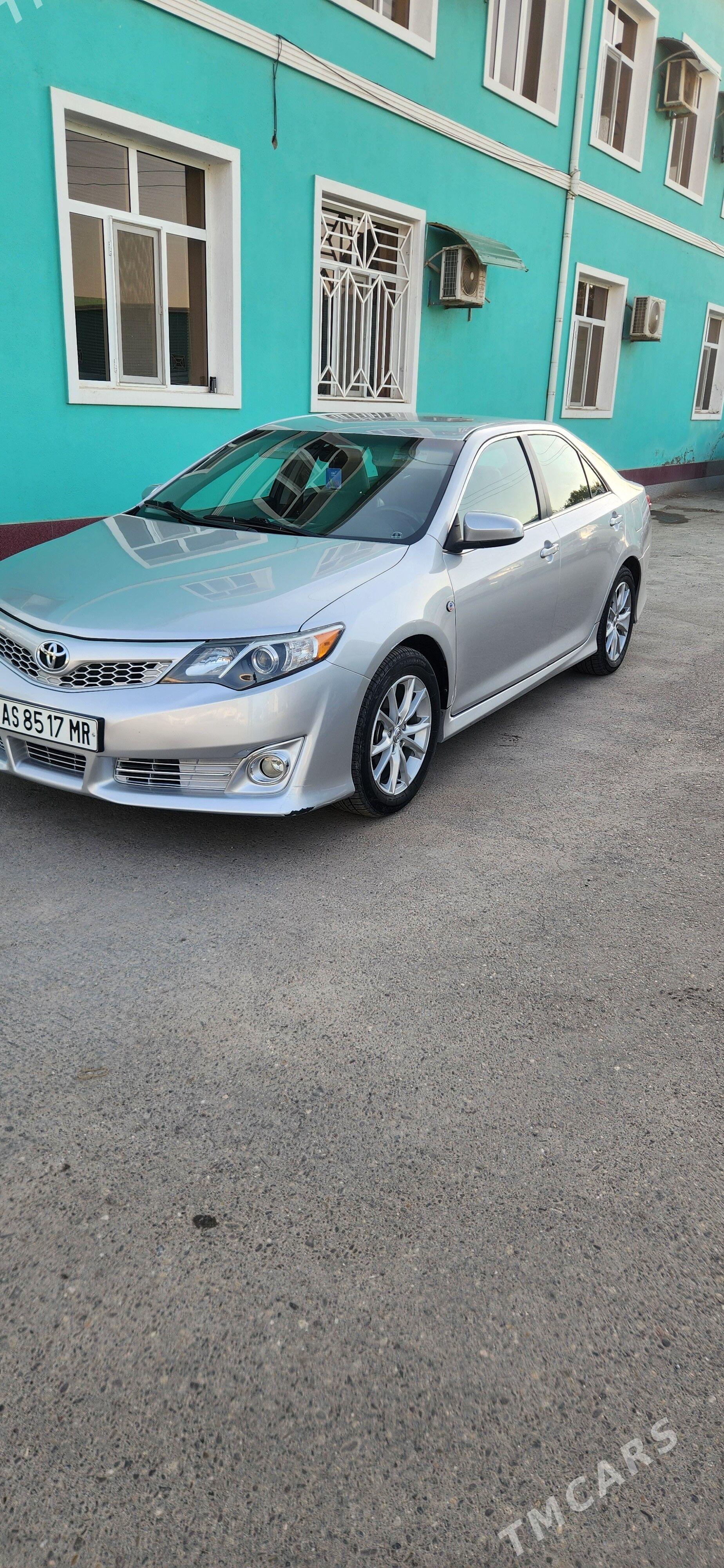 Toyota Camry 2014 - 260 000 TMT - Мары - img 1