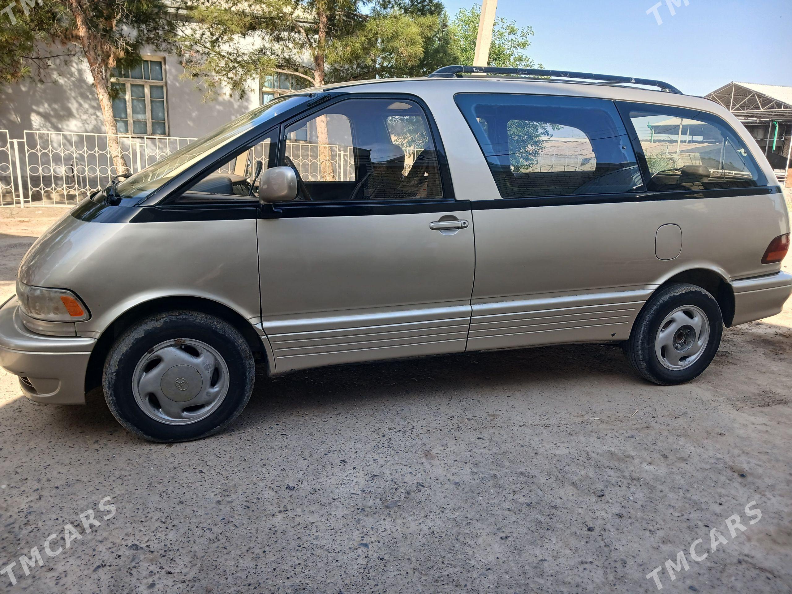 Toyota Previa 1996 - 120 000 TMT - Мургап - img 1