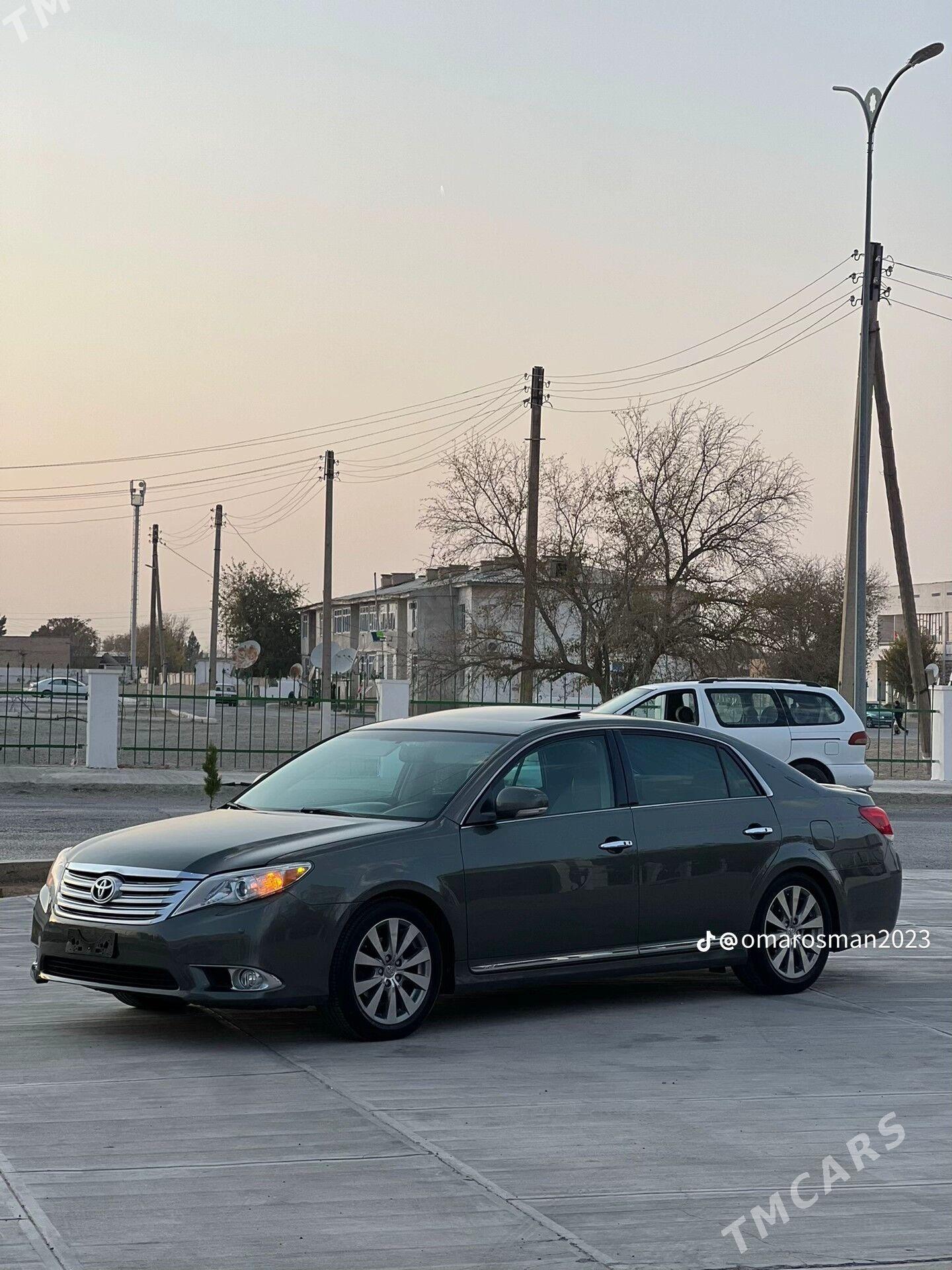 Toyota Avalon 2011 - 315 000 TMT - Туркменбаши - img 1
