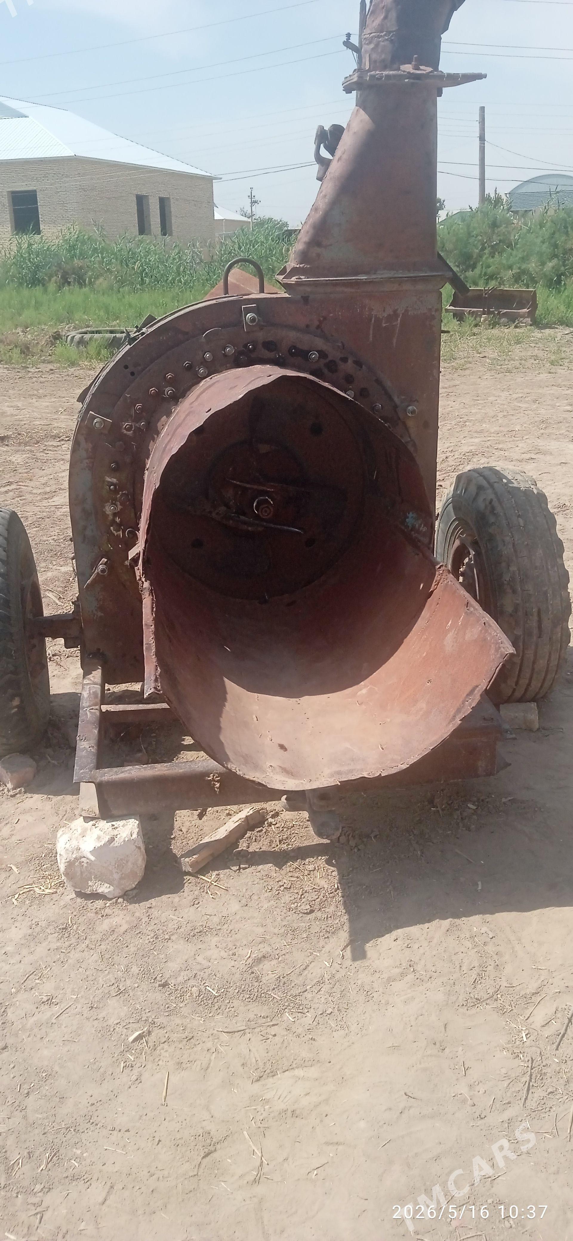 MTZ T-28 2000 - 13 000 TMT - Mary - img 1