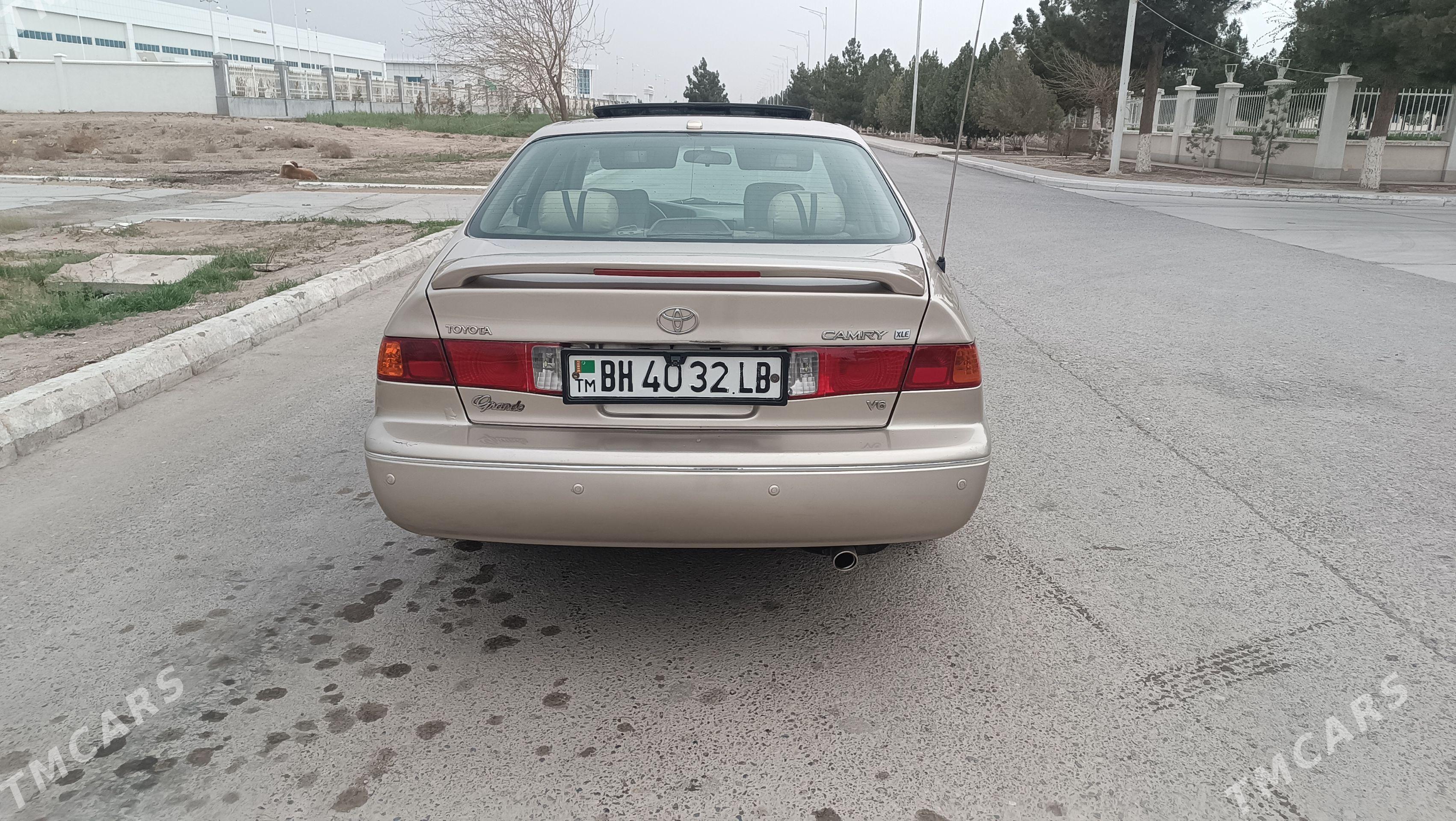 Toyota Camry 2001 - 145 000 TMT - Саят - img 1