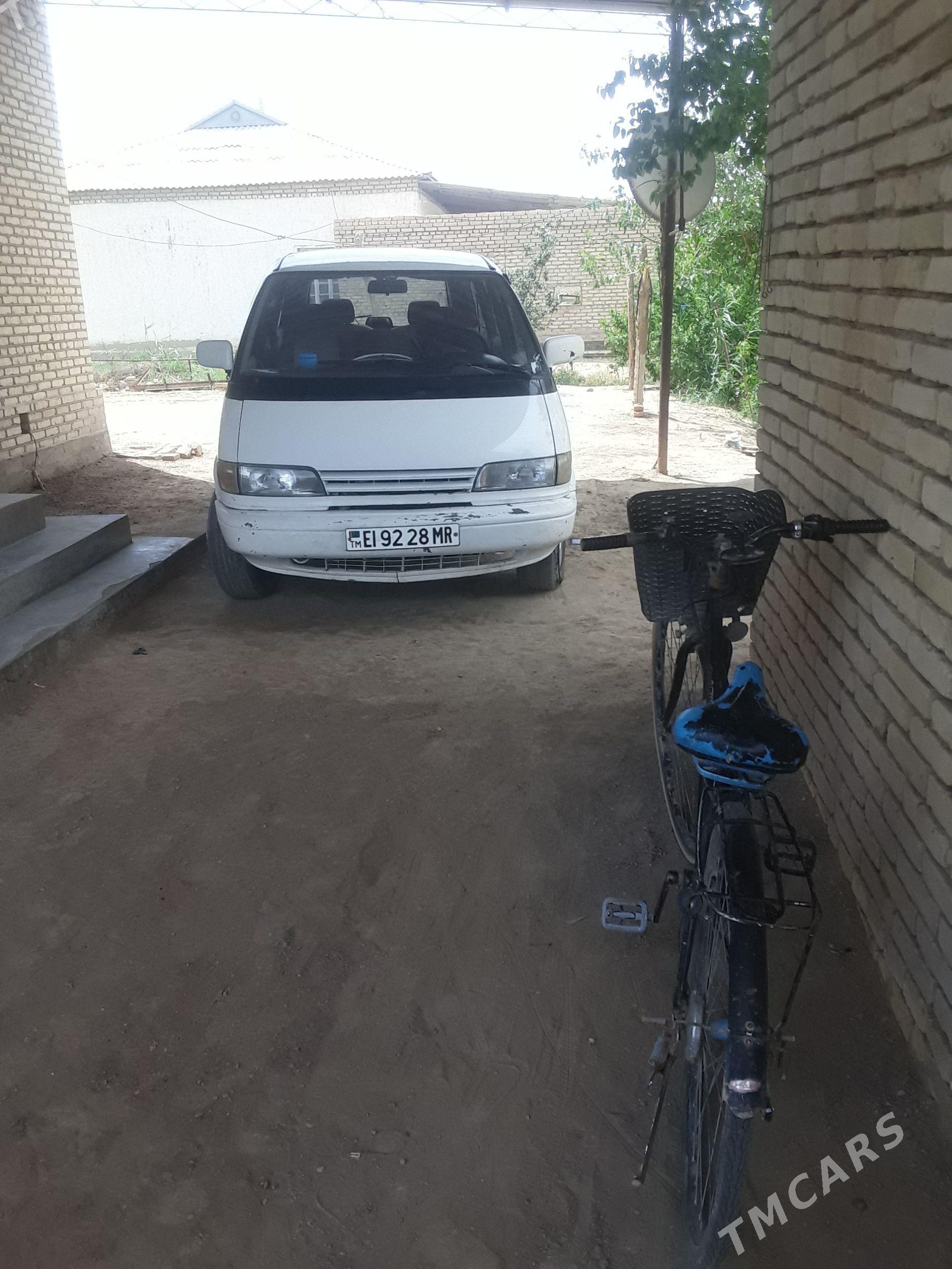Toyota Previa 1993 - 75 000 TMT - Байрамали - img 1