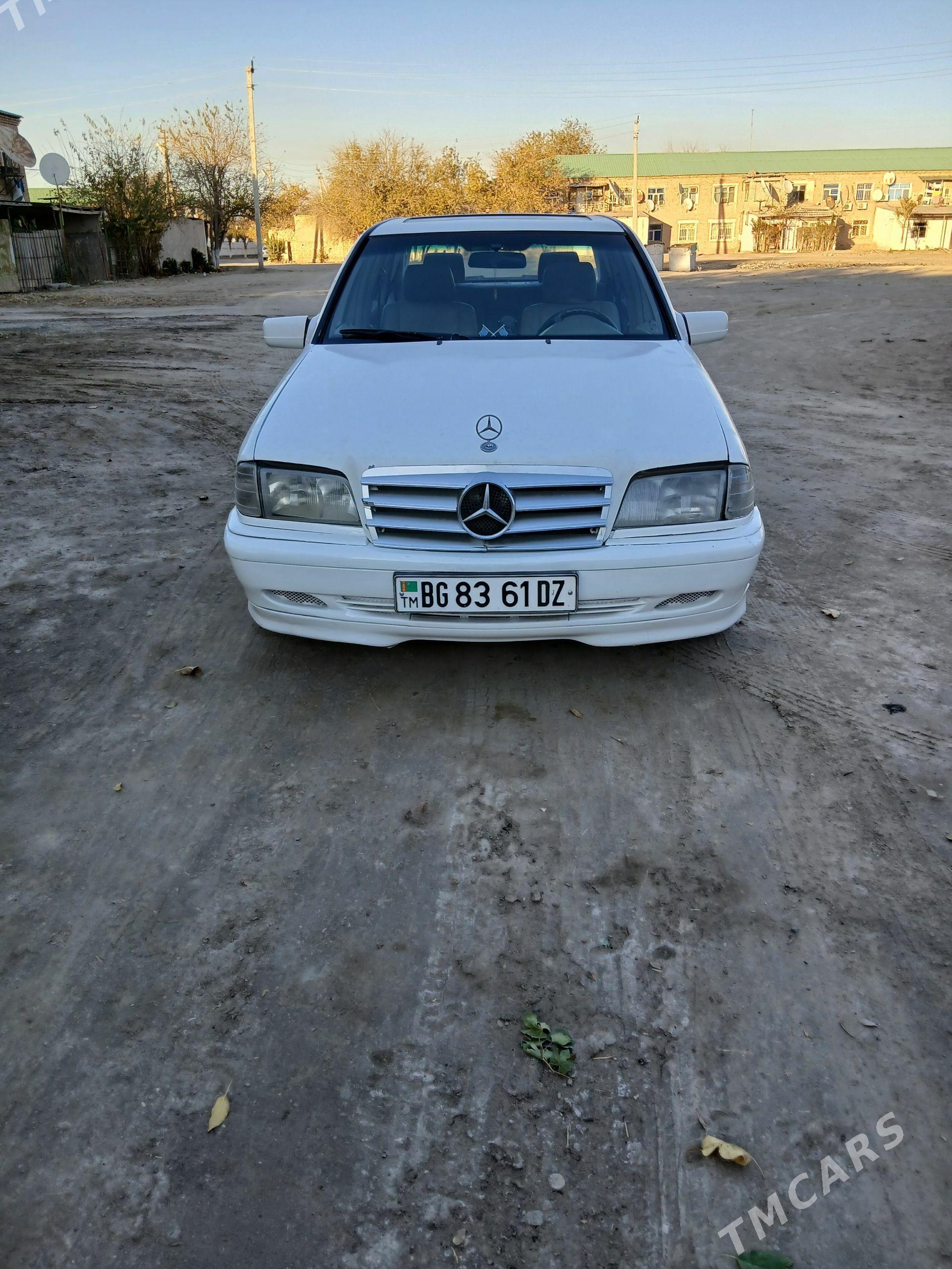 Mercedes-Benz C320 1997 - 250 000 TMT - Daşoguz - img 1