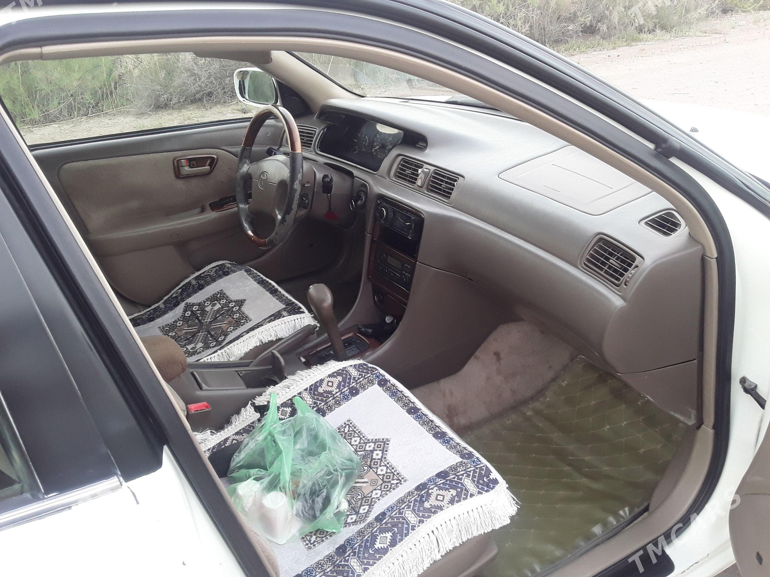 Toyota Camry 2000 - 159 000 TMT - Кёнеургенч - img 1