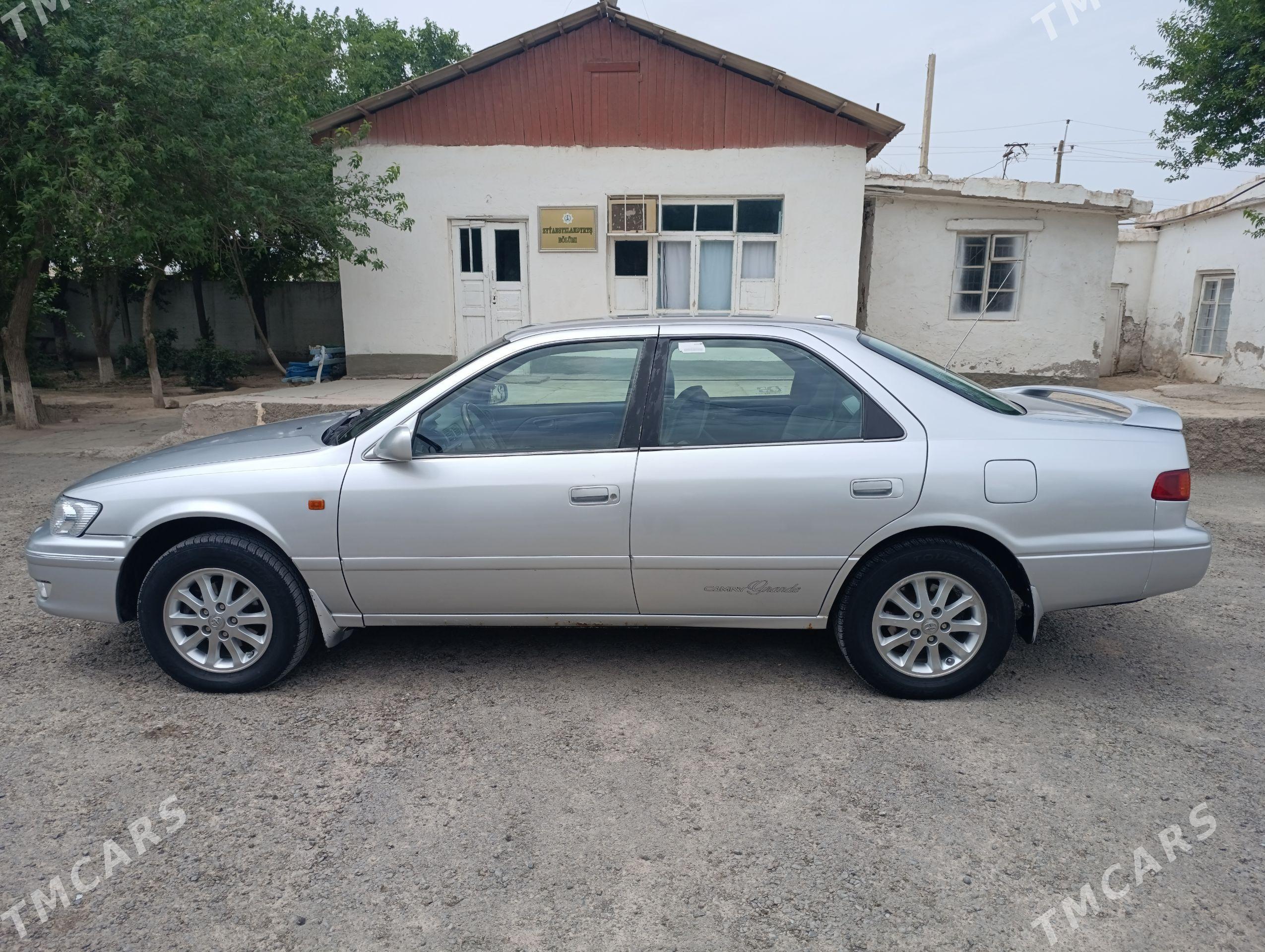 Toyota Camry 2001 - 152 000 TMT - Tejen - img 1