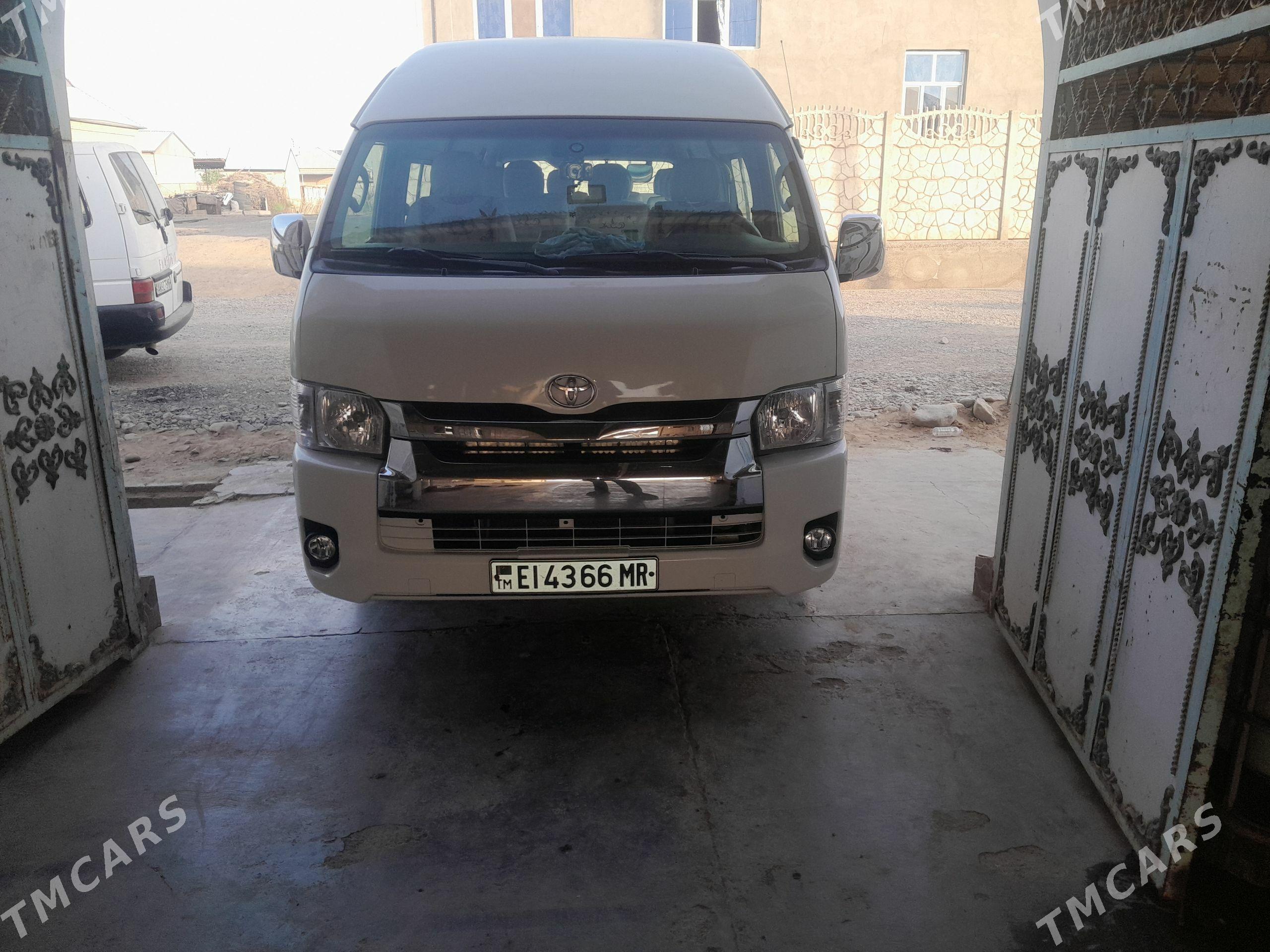 Toyota Hiace 2009 - 490 000 TMT - Mary - img 1