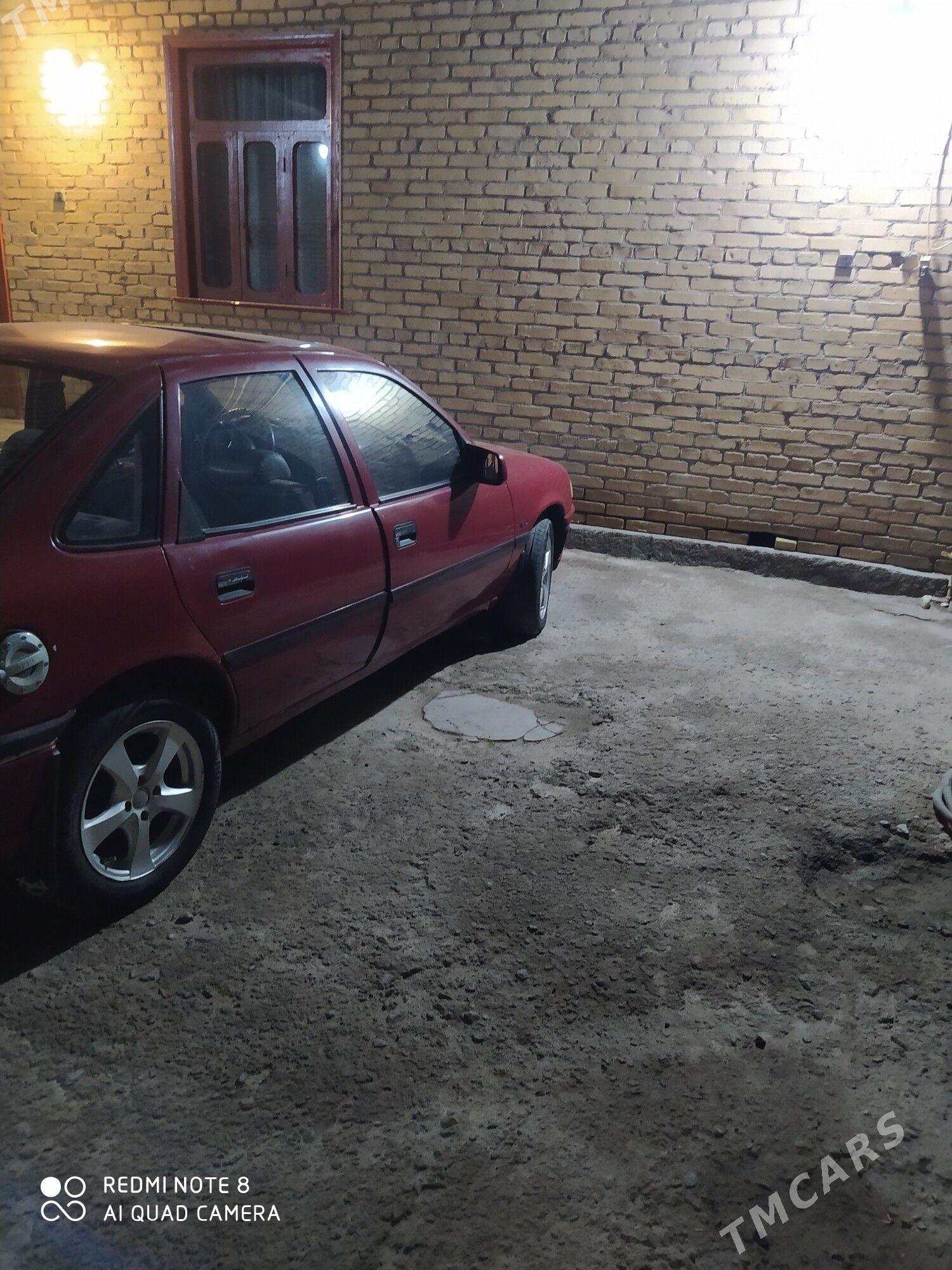 Opel Vectra 1993 - 26 000 TMT - Çärjew - img 1