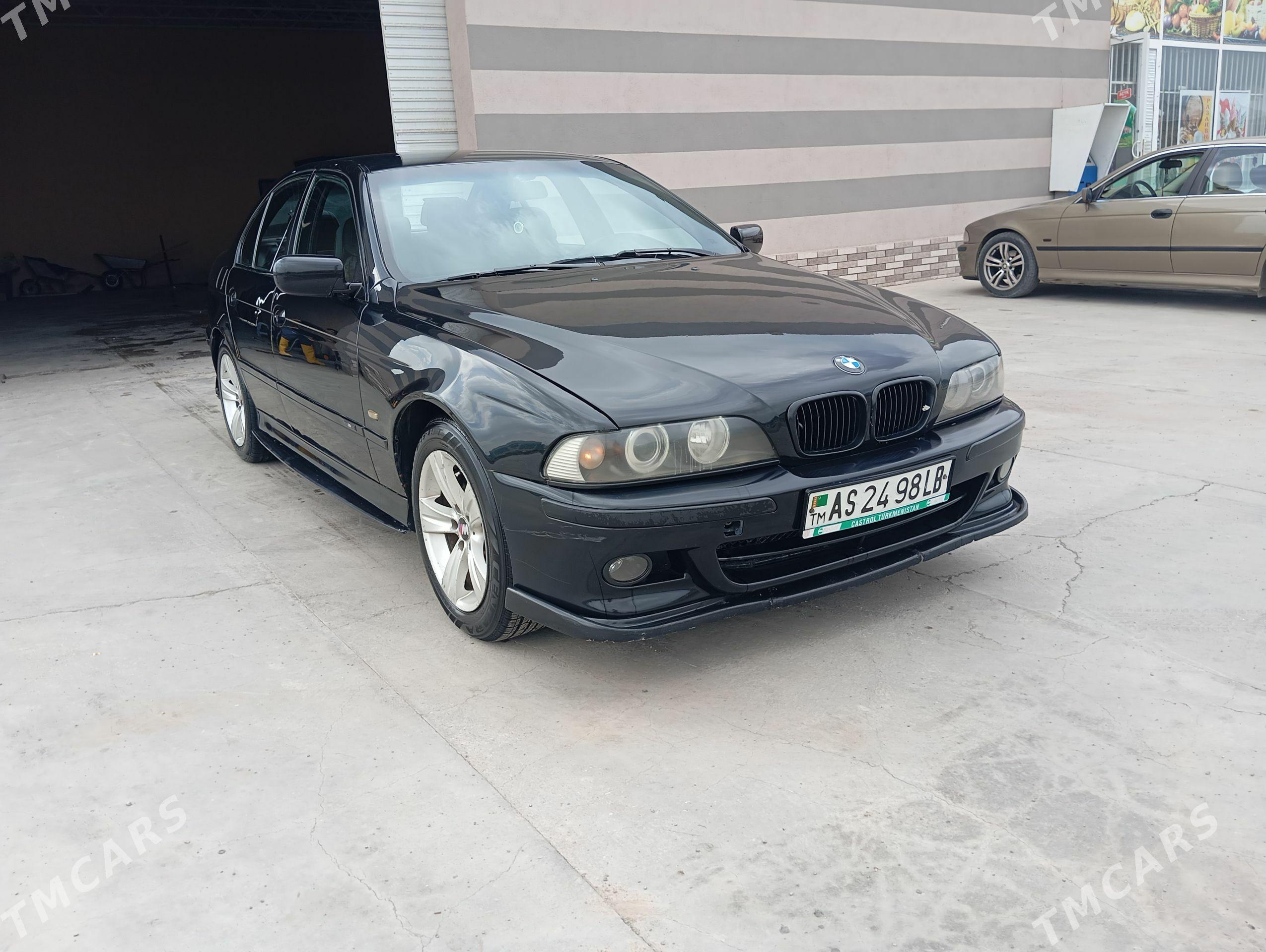 BMW E39 1999 - 145 000 TMT - Türkmenabat - img 1