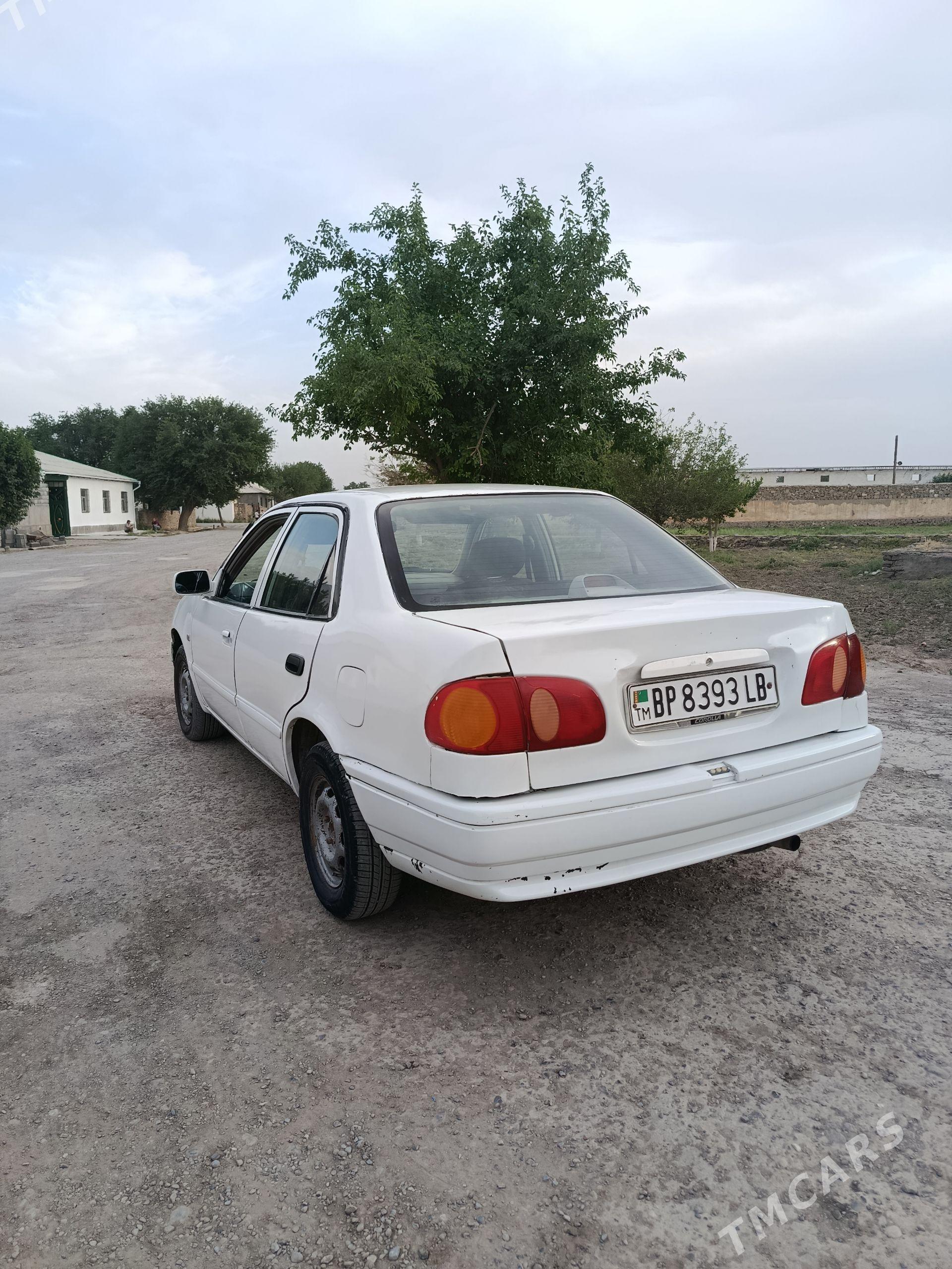 Toyota Corolla 1998 - 40 000 TMT - Köýtendag - img 1