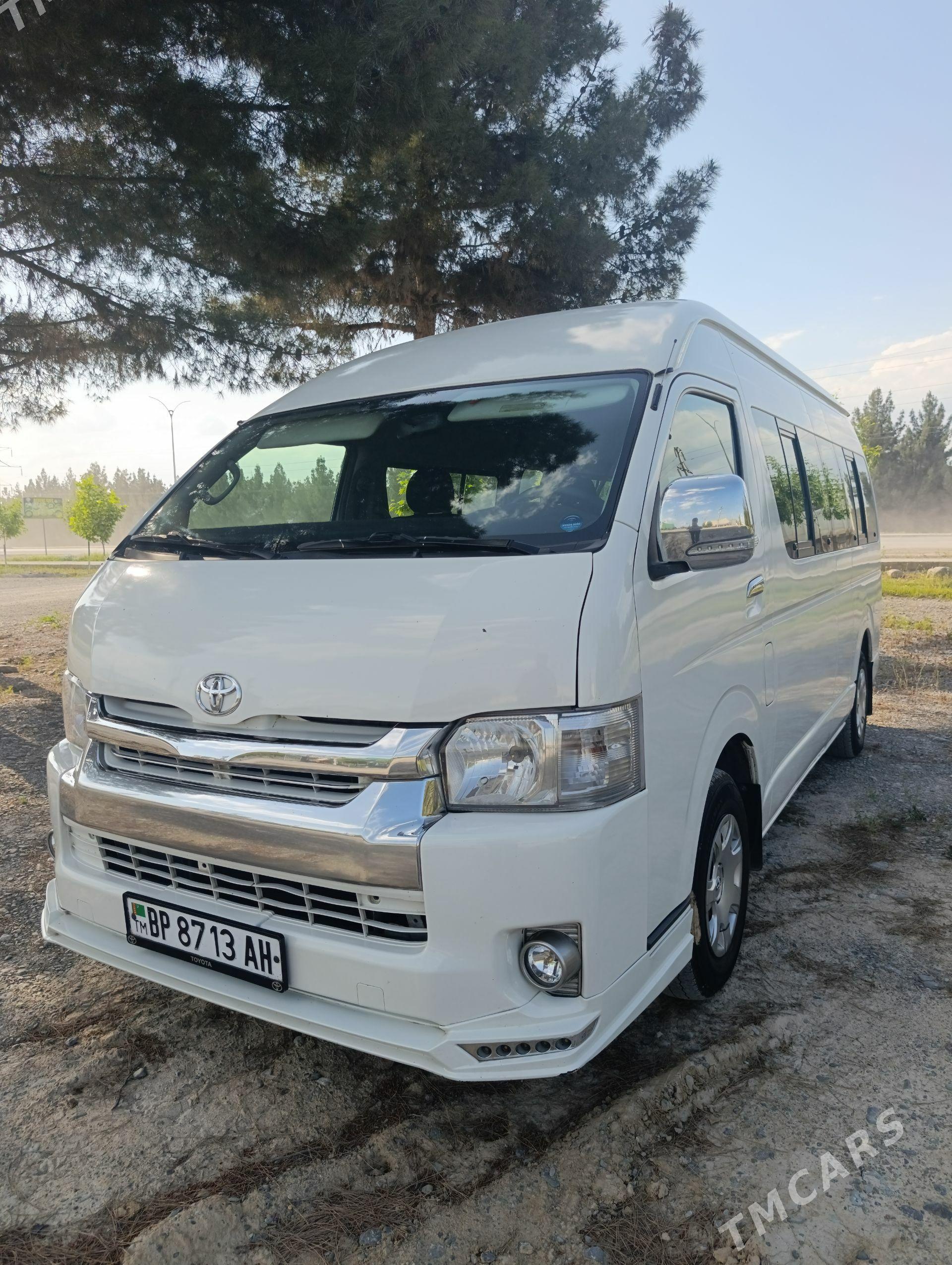 Toyota Hiace 2010 - 440 000 TMT - Aşgabat - img 1