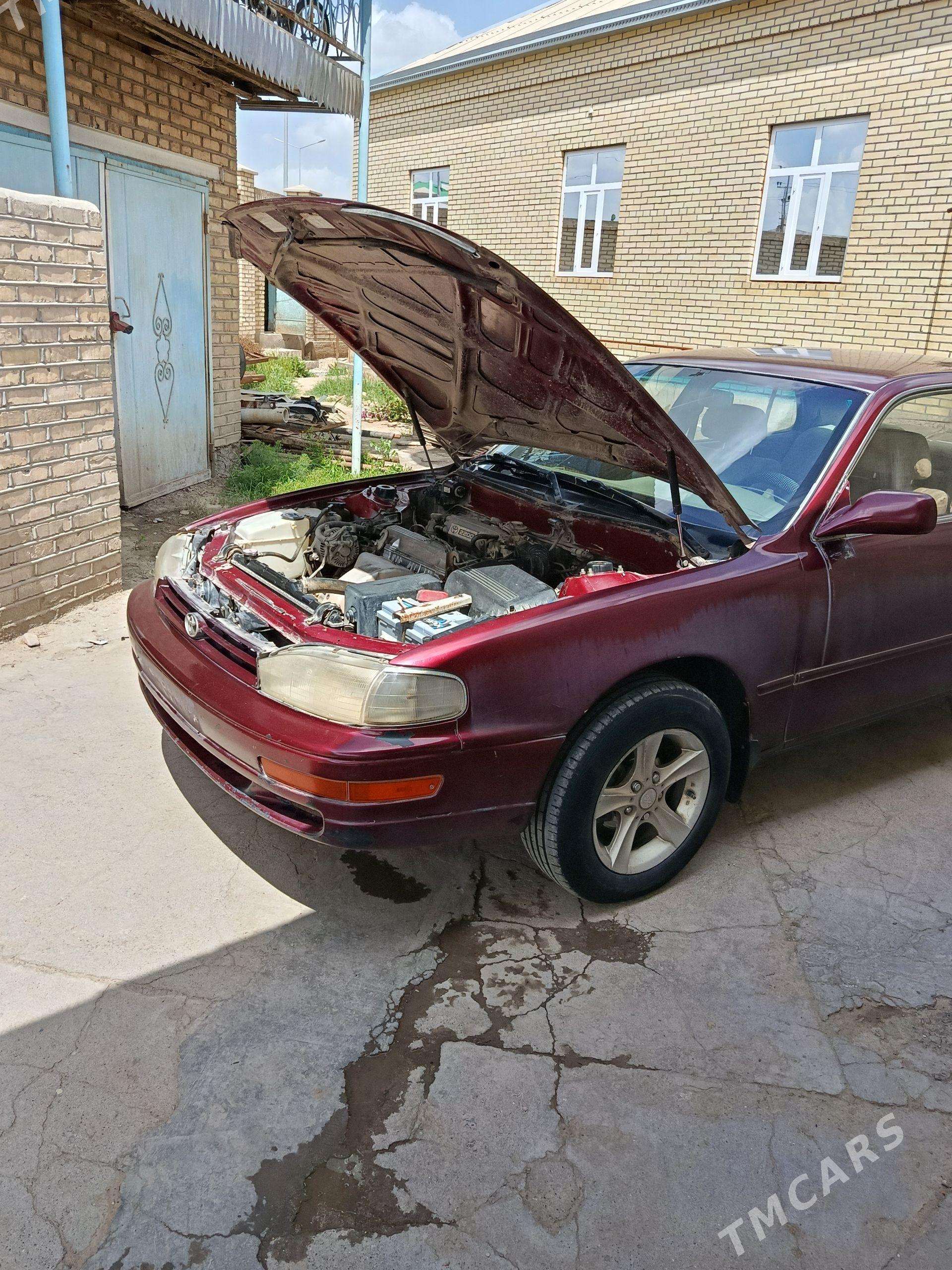 Toyota Camry 1993 - 100 000 TMT - Mary - img 1