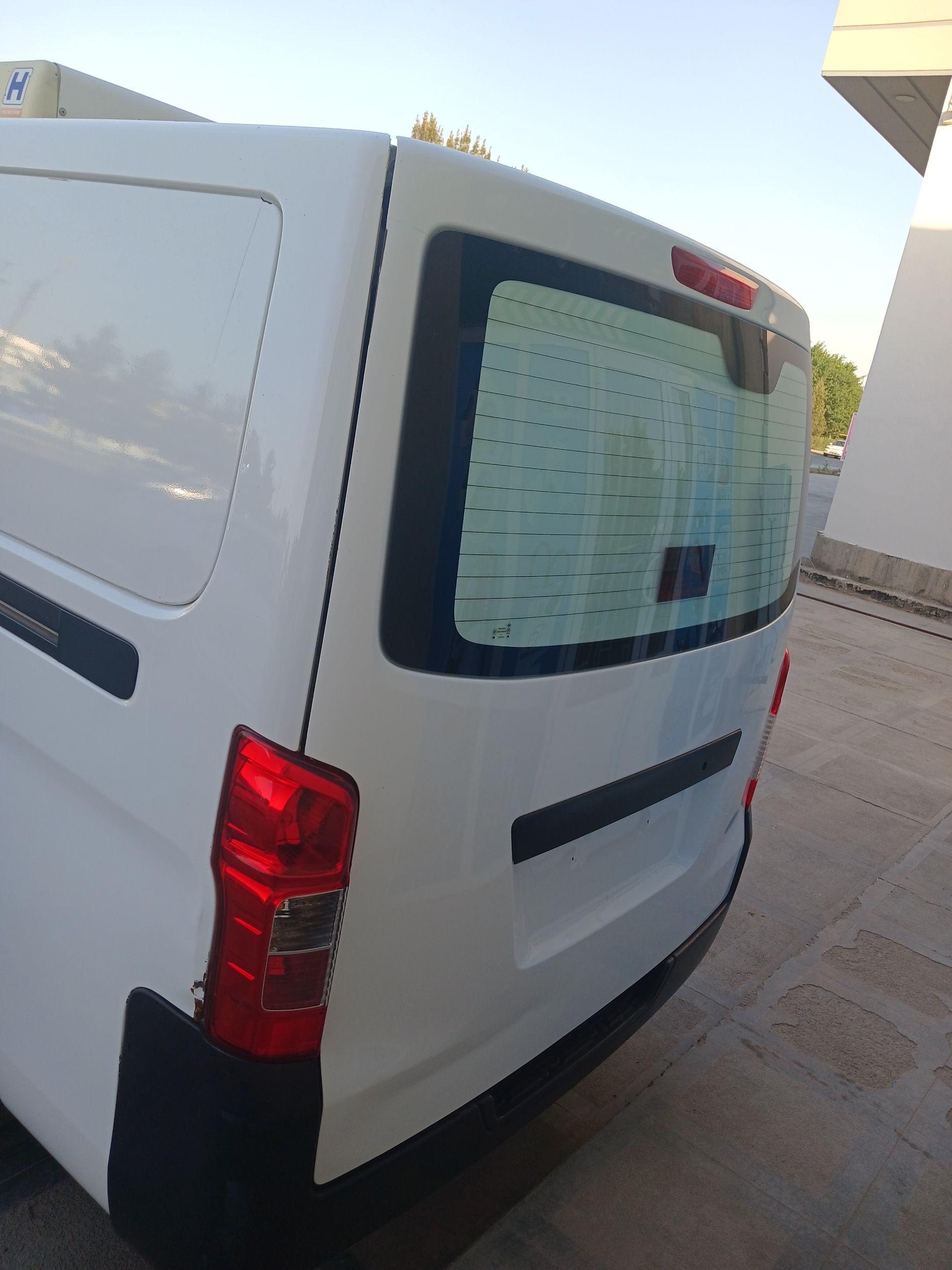 NISSAN URVAN 2023 370 000 TMT - Mary - img 1