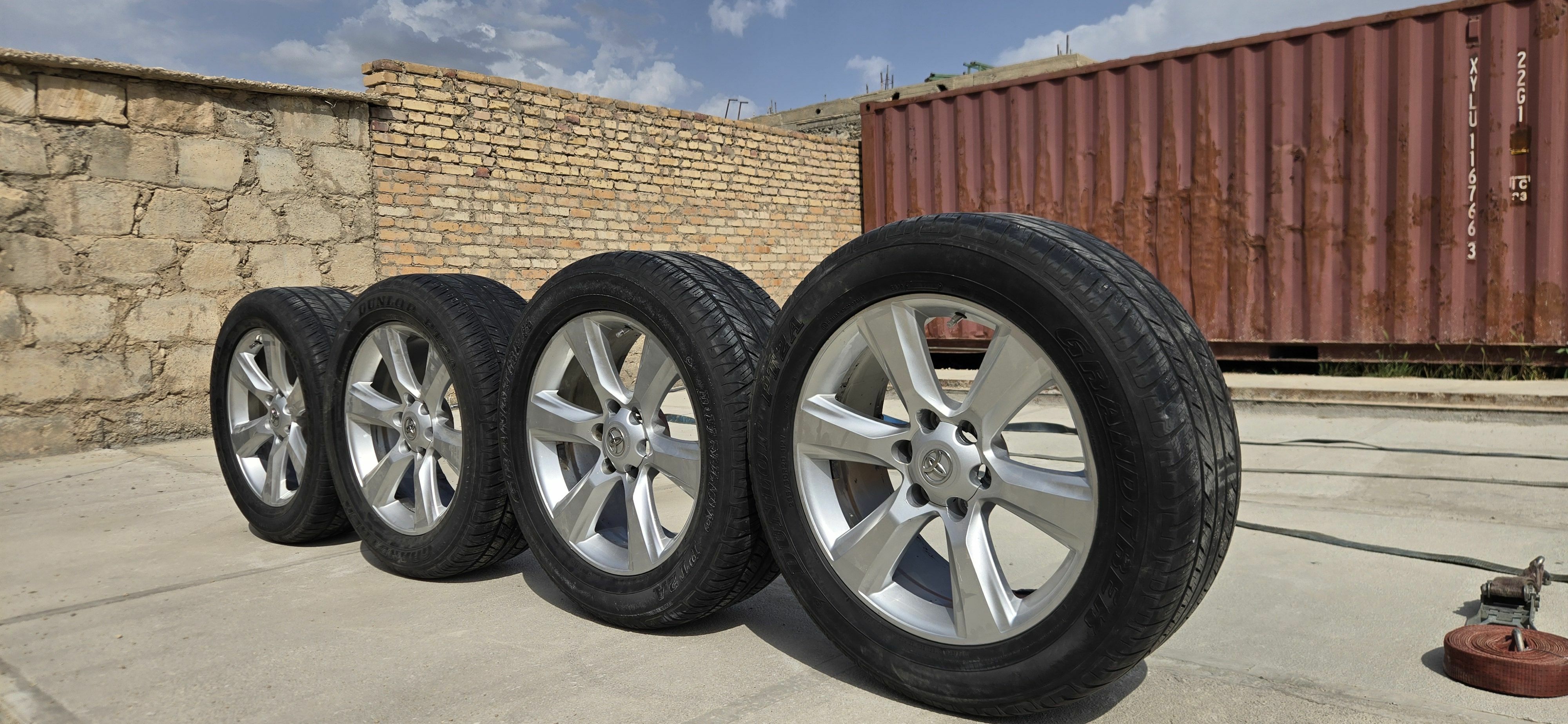 20-lik diska DUNLOP-pokryṣ̌ka 3 000 TMT - Balkanabat - img 1