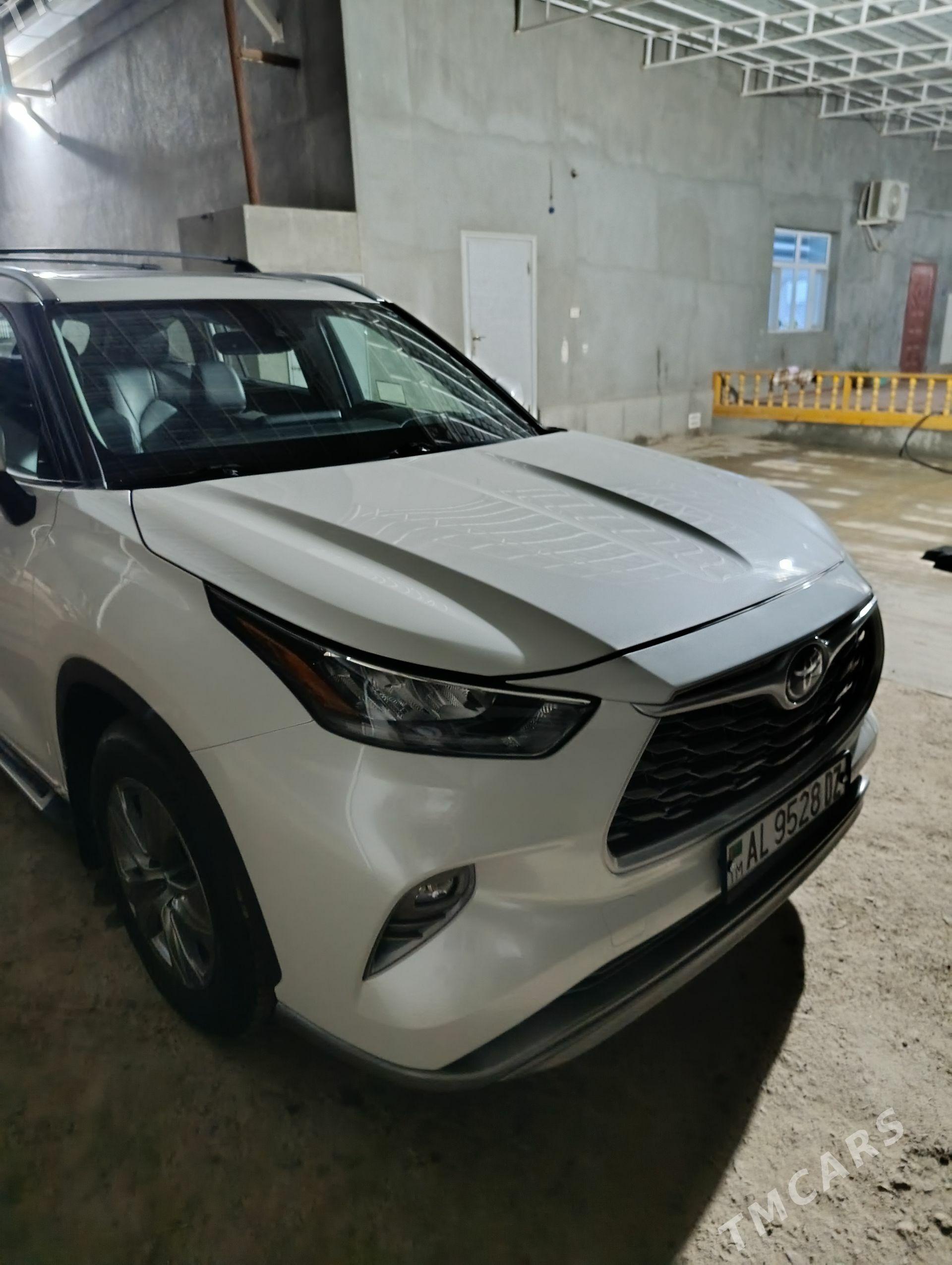 Toyota Highlander 2021 - 600 000 TMT - Губадаг - img 1