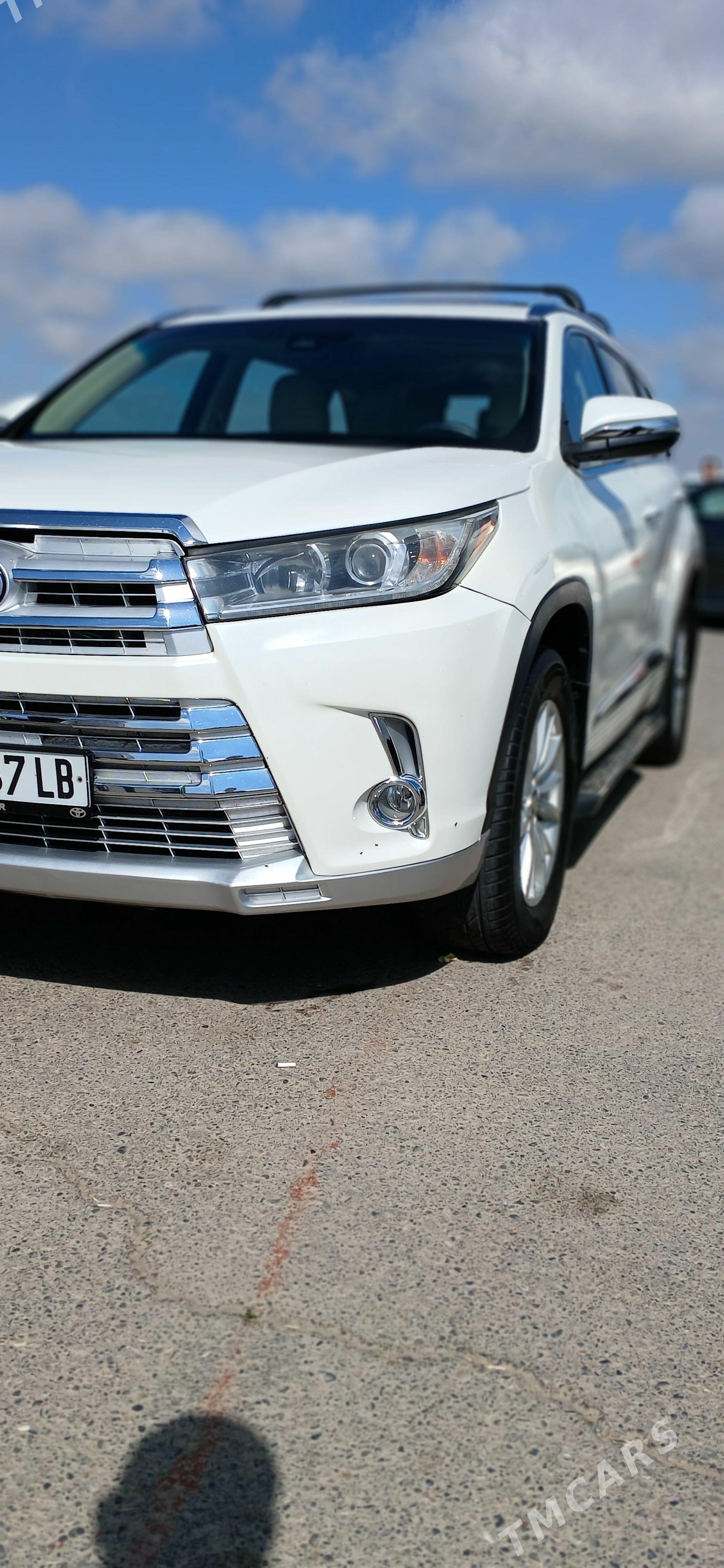 Toyota Highlander 2019 - 480 000 TMT - Туркменабат - img 1