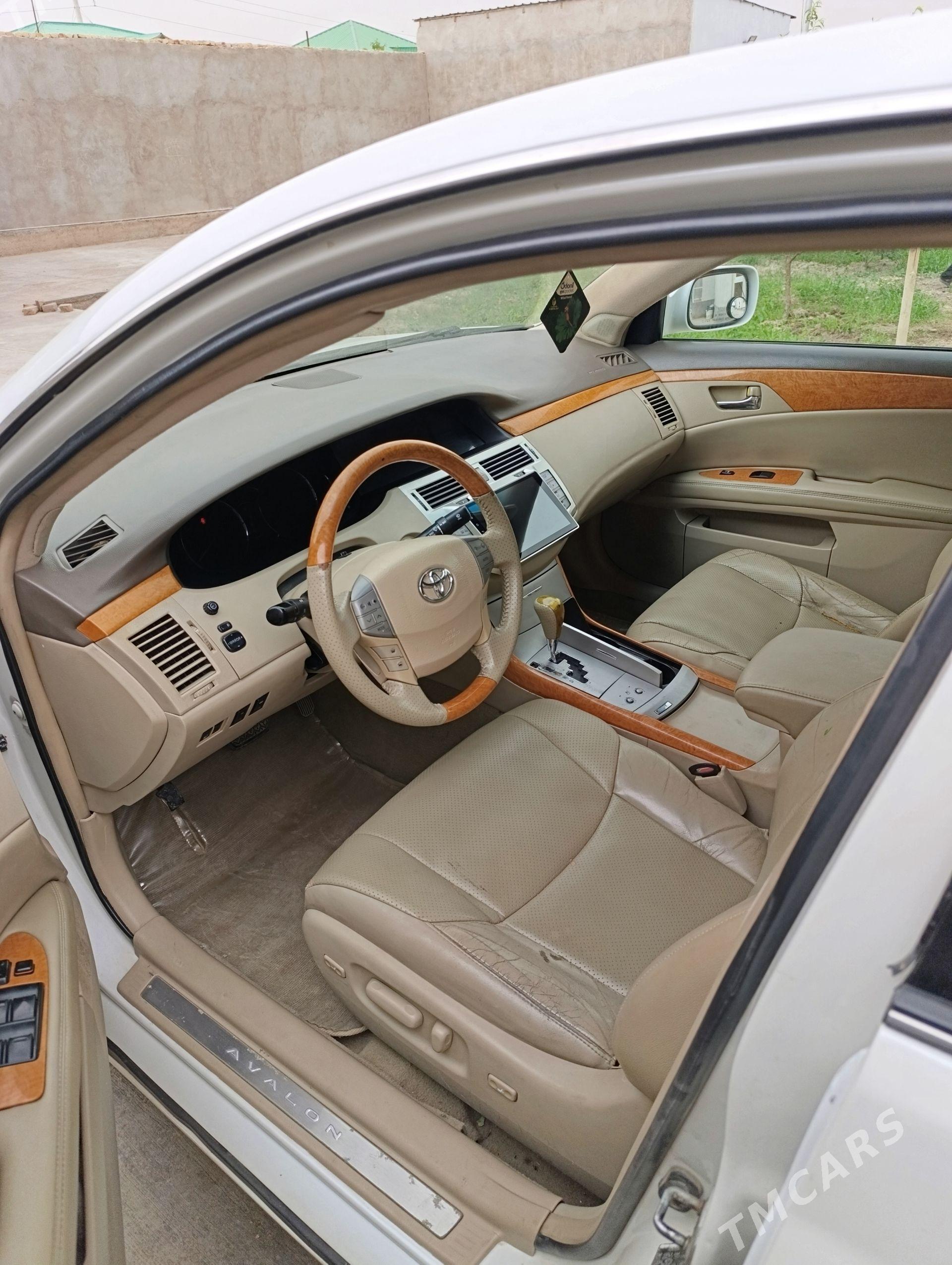 Toyota Avalon 2006 - 172 000 TMT - Дашогуз - img 1