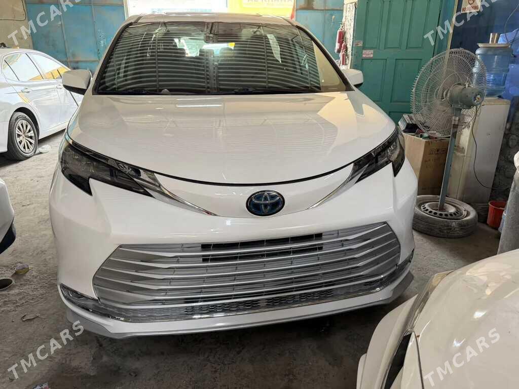 Toyota Sienna 2022 - 505 000 TMT - Ашхабад - img 1
