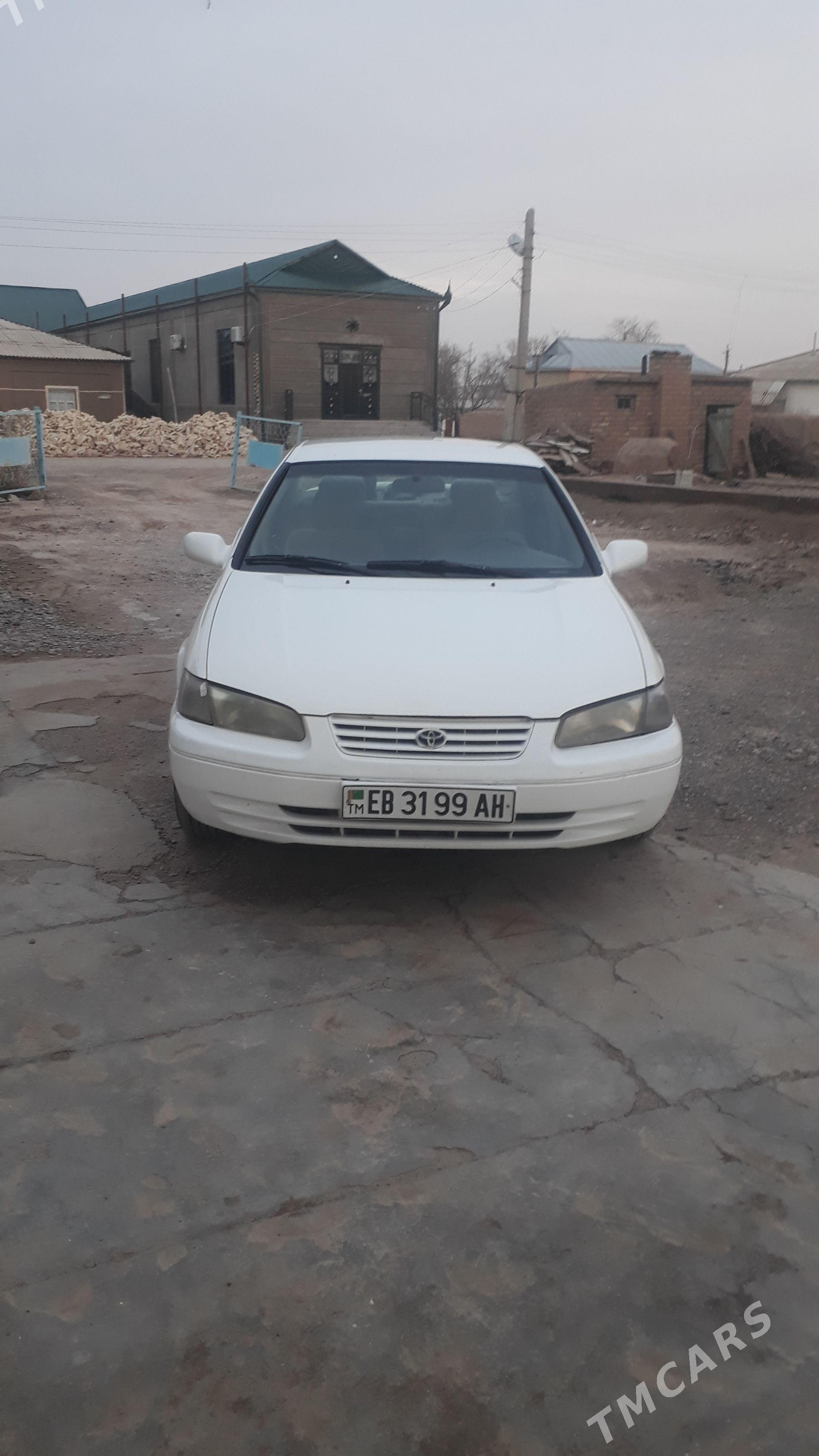 Toyota Camry 1999 - 145 000 TMT - Серахс - img 1