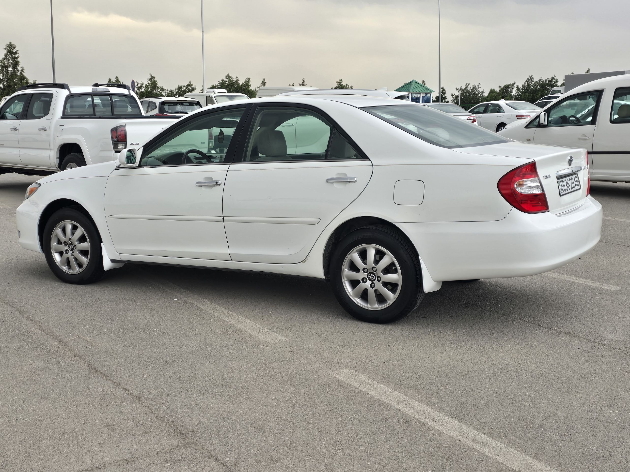 Toyota Camry 2003 - 180 000 TMT - "Altyn Asyr" Gündogar bazary (Jygyllyk) - img 1