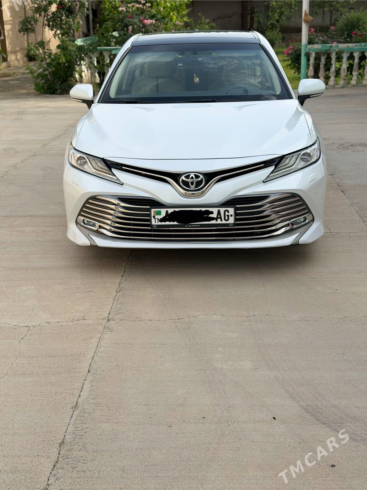 Toyota Camry 2019 - 540 000 TMT - Ашхабад - img 1
