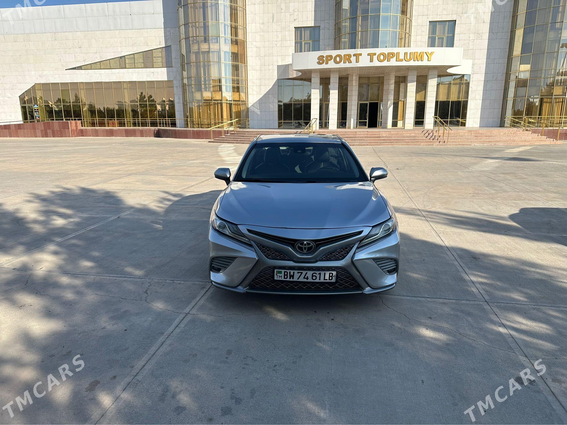 Toyota Camry 2018 - 300 000 TMT - Туркменабат - img 1
