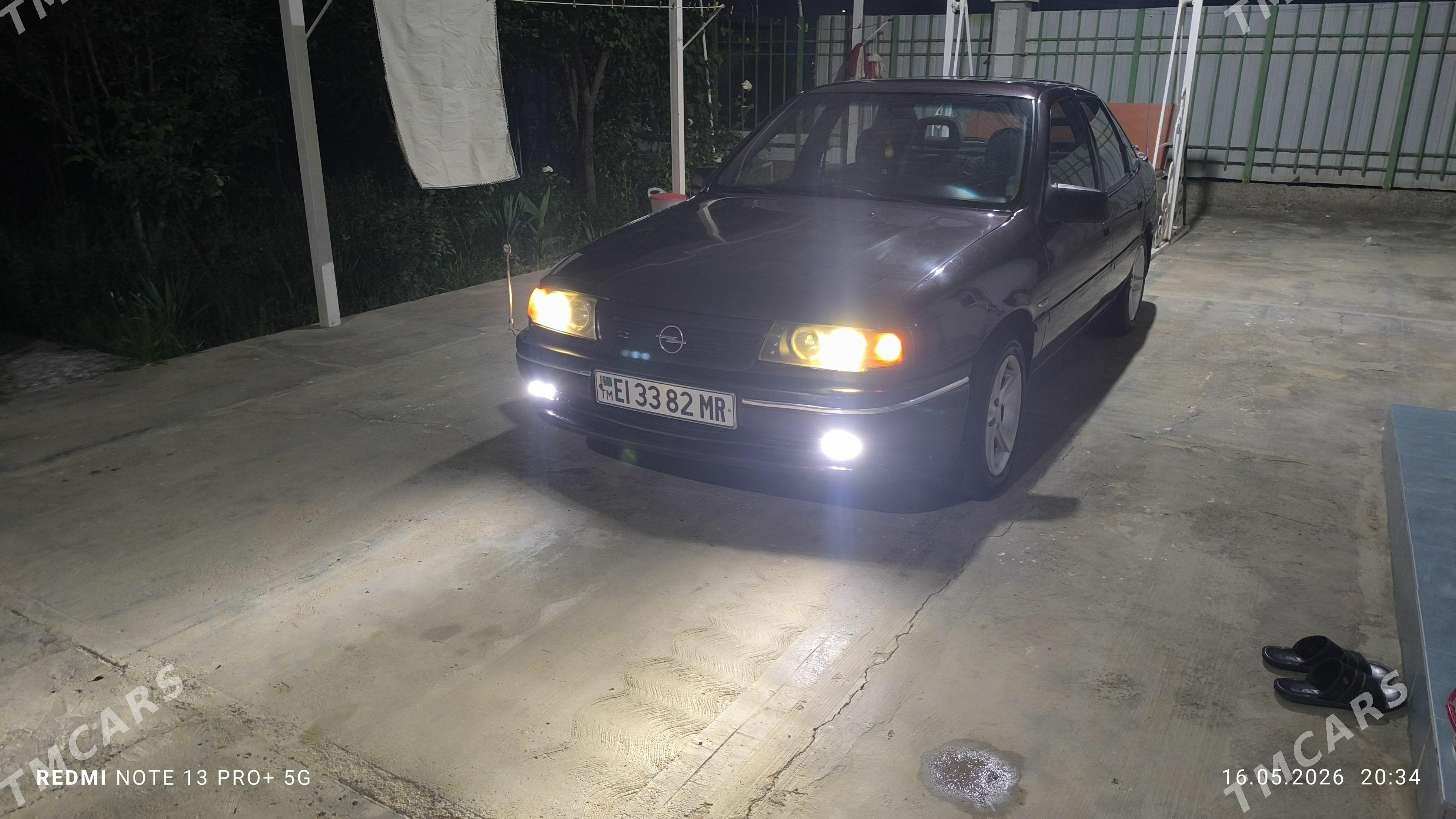 Opel Vectra 1993 - 43 000 TMT - Мары - img 1