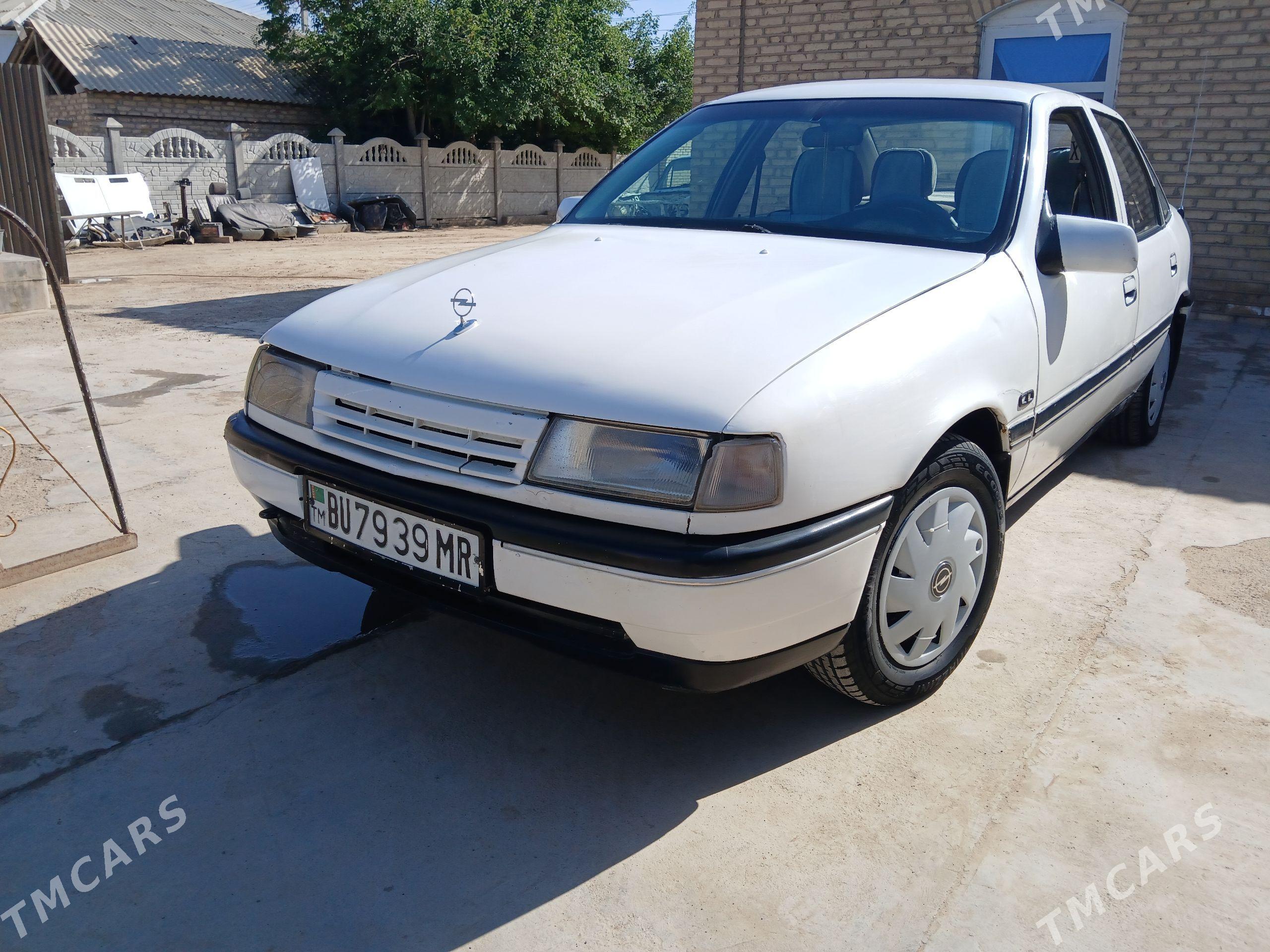 Opel Vectra 1992 - 45 000 TMT - Wekilbazar - img 1