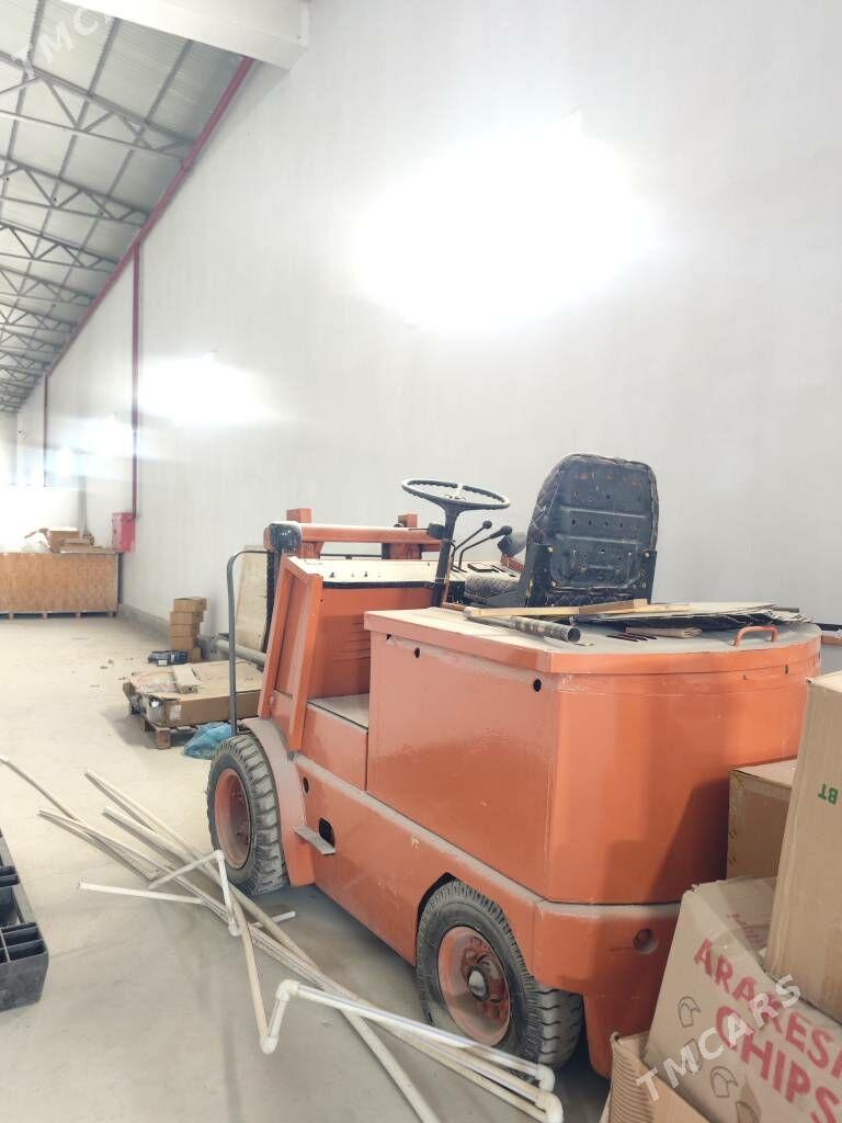 Kara Forklift 2000 - 21 500 TMT - Aşgabat - img 1