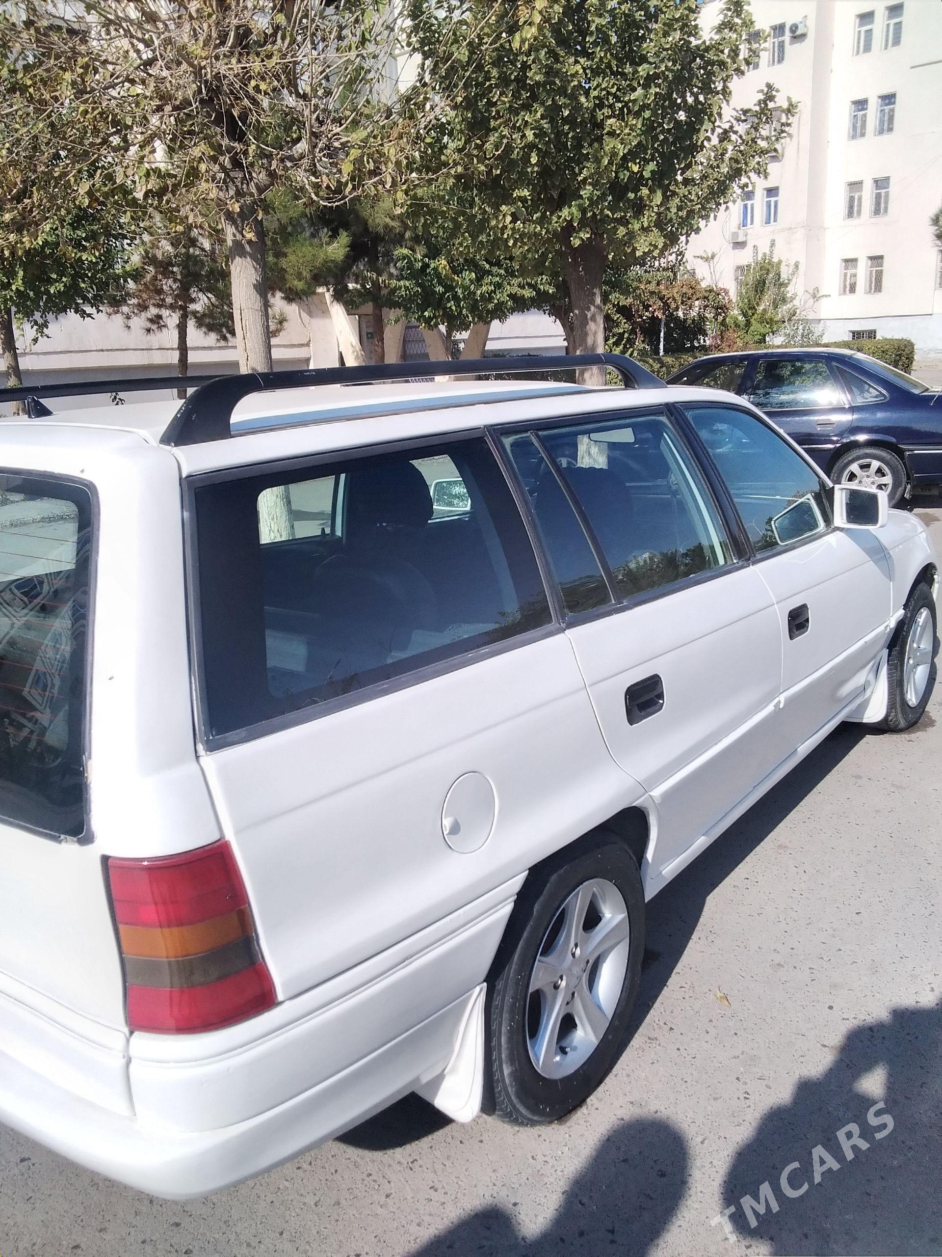 Opel Astra 1996 - 44 000 TMT - Туркменабат - img 1