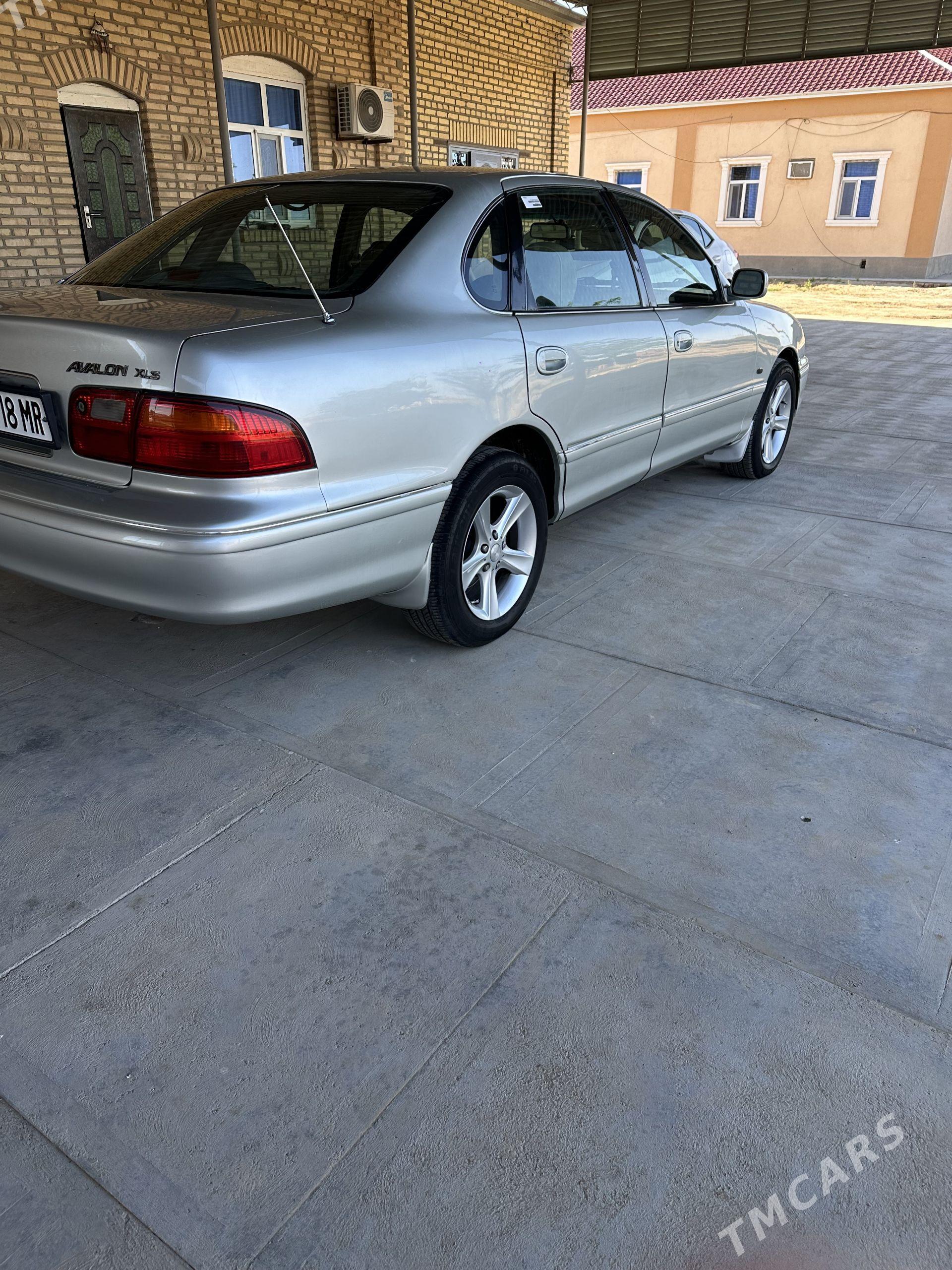 Toyota Avalon 1999 - 165 000 TMT - Ýolöten - img 1