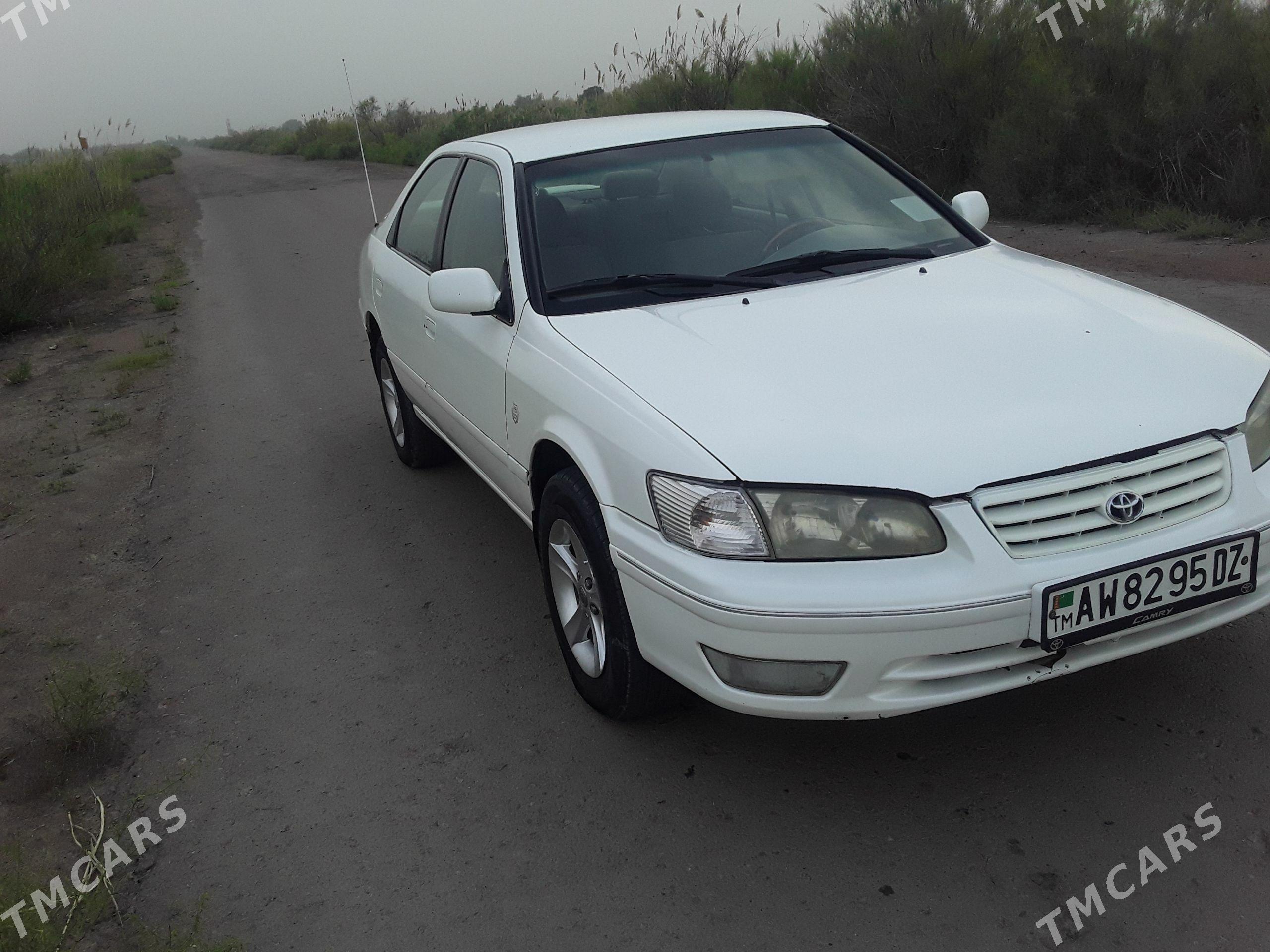 Toyota Camry 2000 - 165 000 TMT - Köneürgenç - img 1