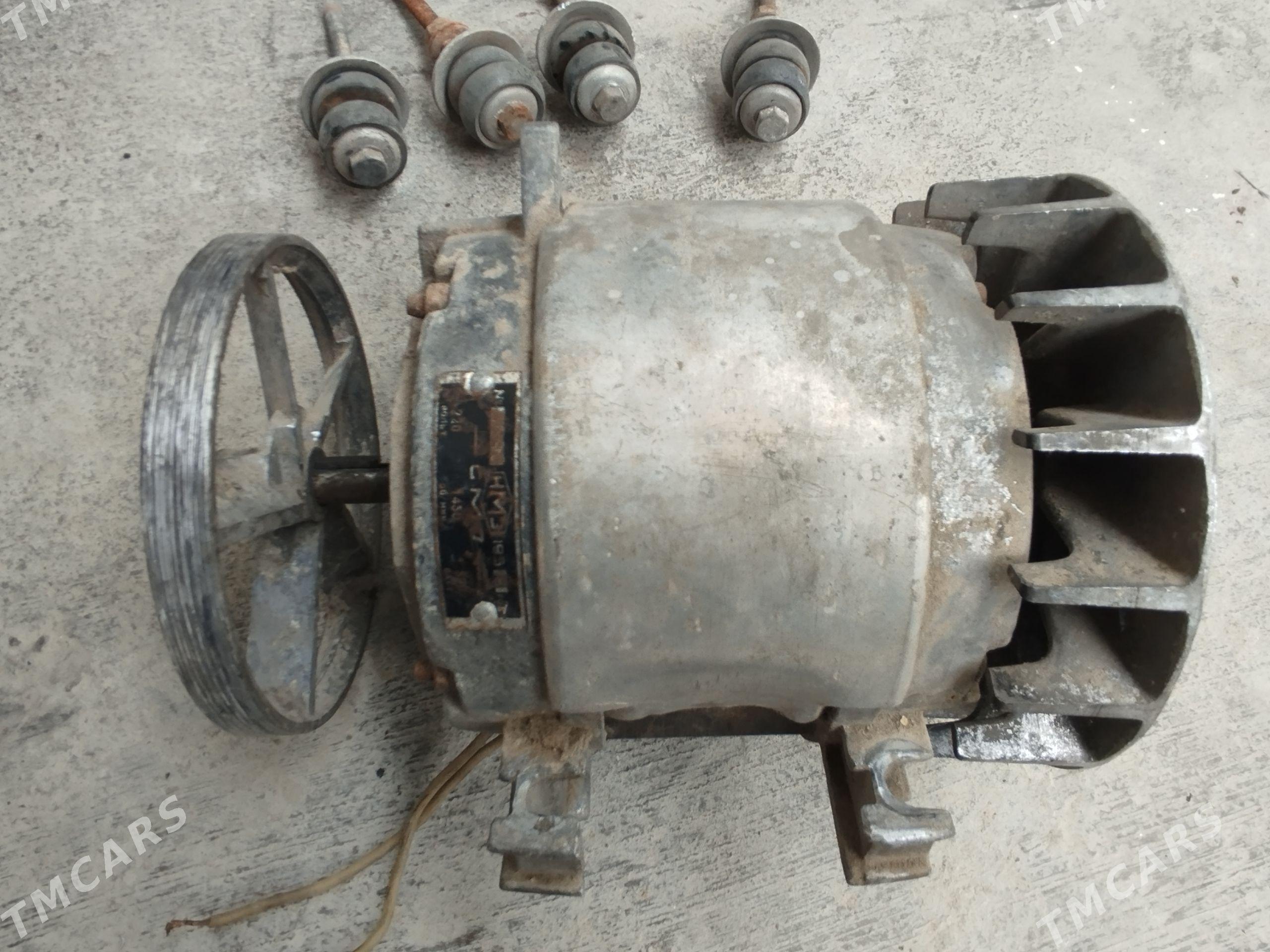 dwigatel motor двигатель - Çoganly - img 1