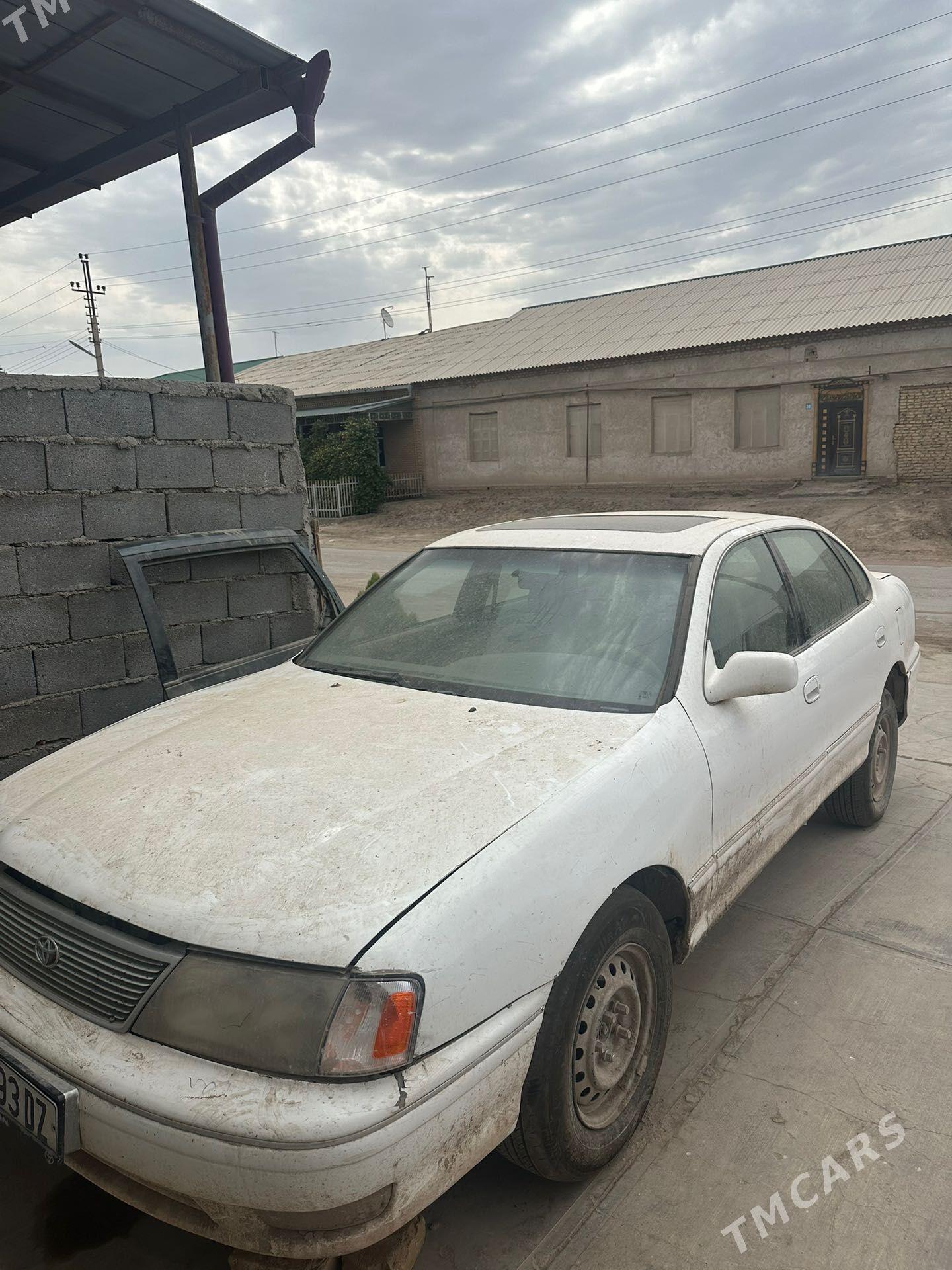 Toyota Avalon 1998 - 85 000 TMT - Шабатский этрап - img 1