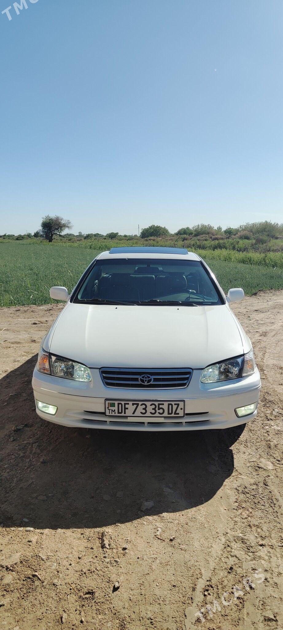 Toyota Camry 2000 - 210 000 TMT - Köneürgenç - img 1