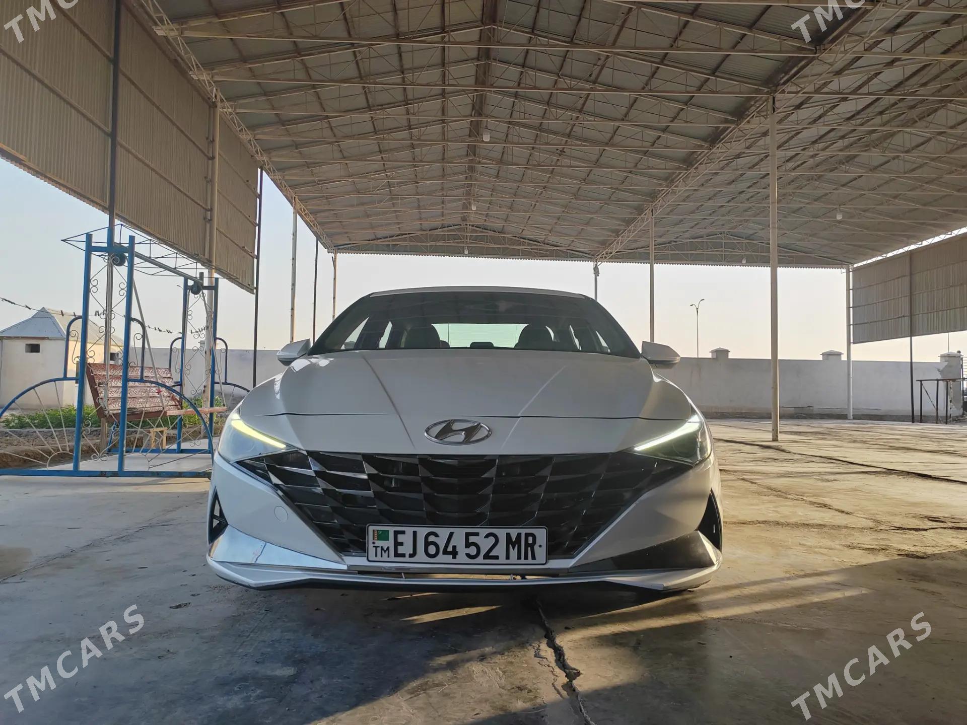 Hyundai Elantra 2021 - 280 000 TMT - Мары - img 1