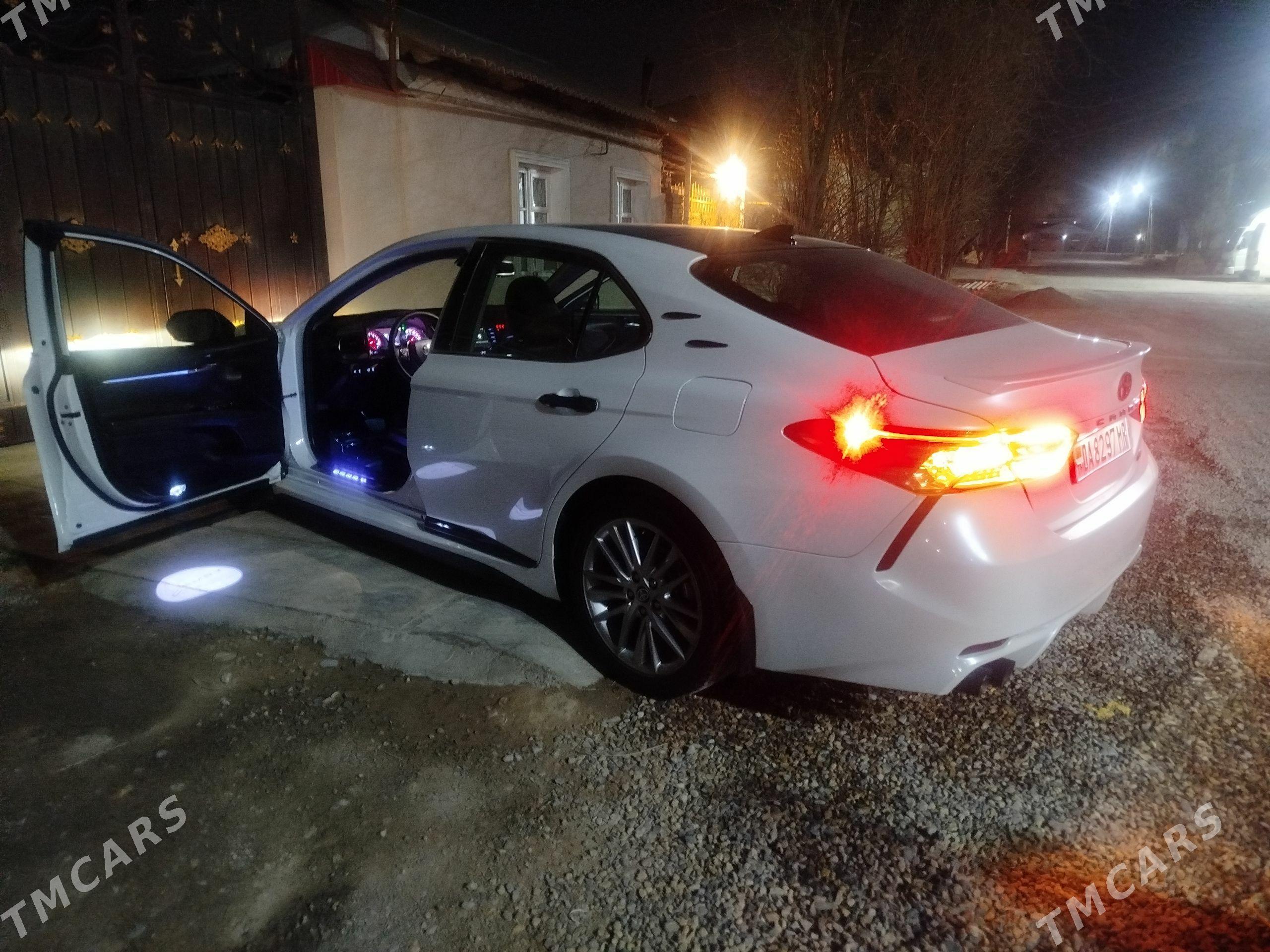 Toyota Camry 2020 - 400 000 TMT - Мары - img 1