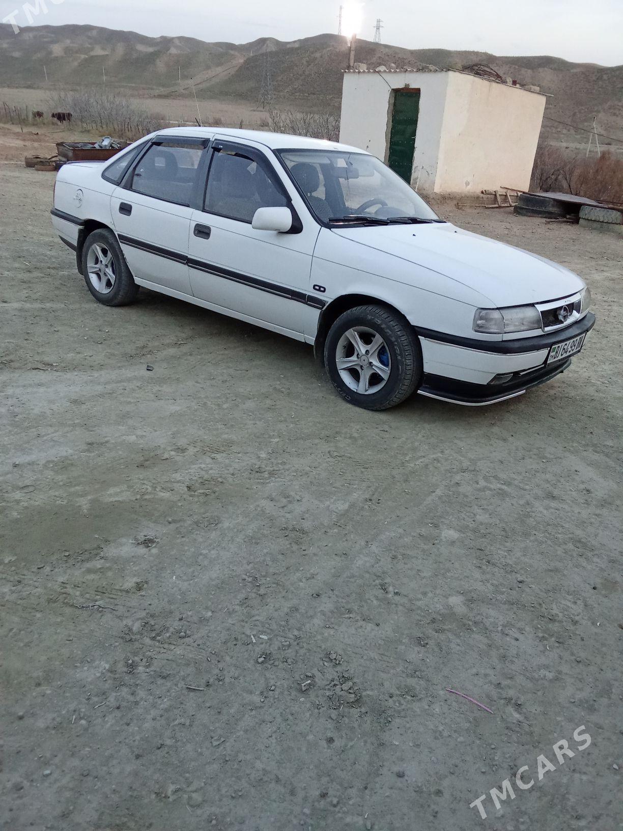 Opel Vectra 1992 - 45 000 TMT - Magtymguly - img 1