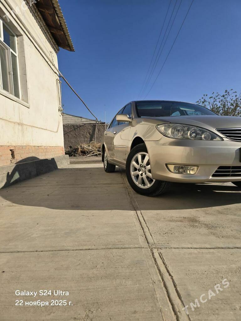 Toyota Camry 2004 - 185 000 TMT - Köneürgenç - img 1