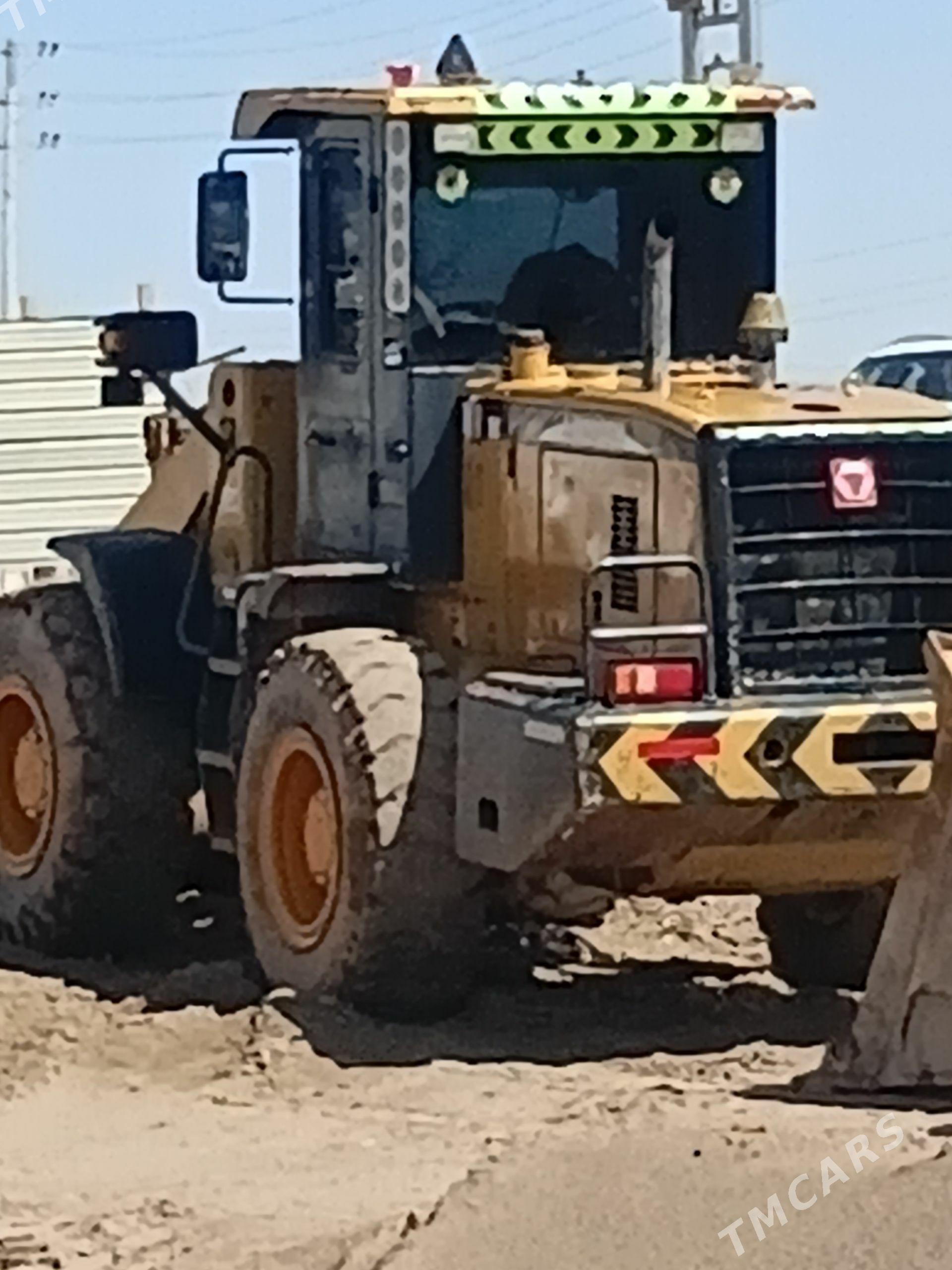 XCMG LW300F 2014 - 420 000 TMT - Daşoguz - img 1