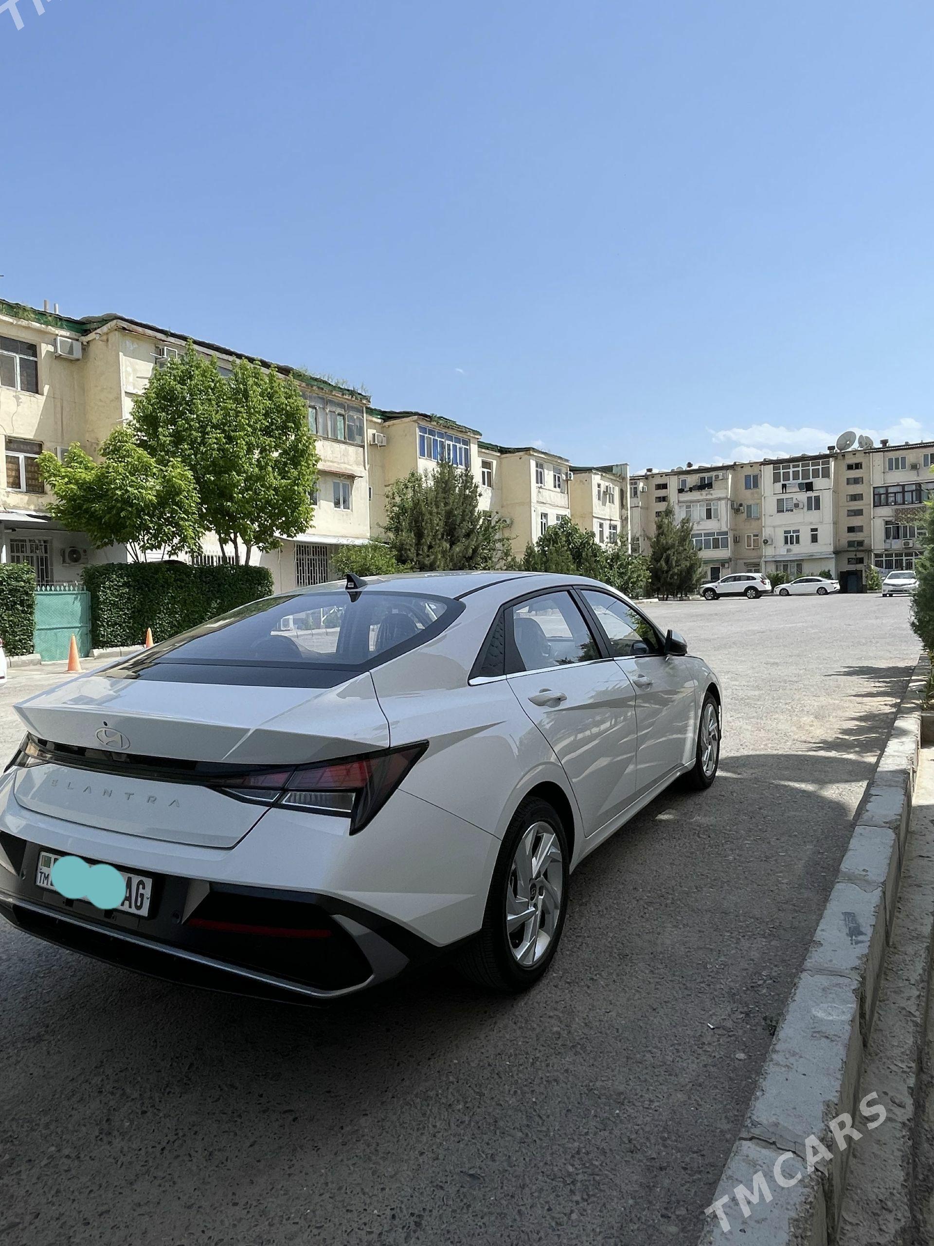 Hyundai Elantra 2026 - 295 000 TMT - 11 мкр - img 1