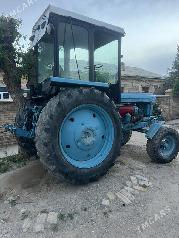 MTZ T-28 1992 - 40 000 TMT - Халач - img 1