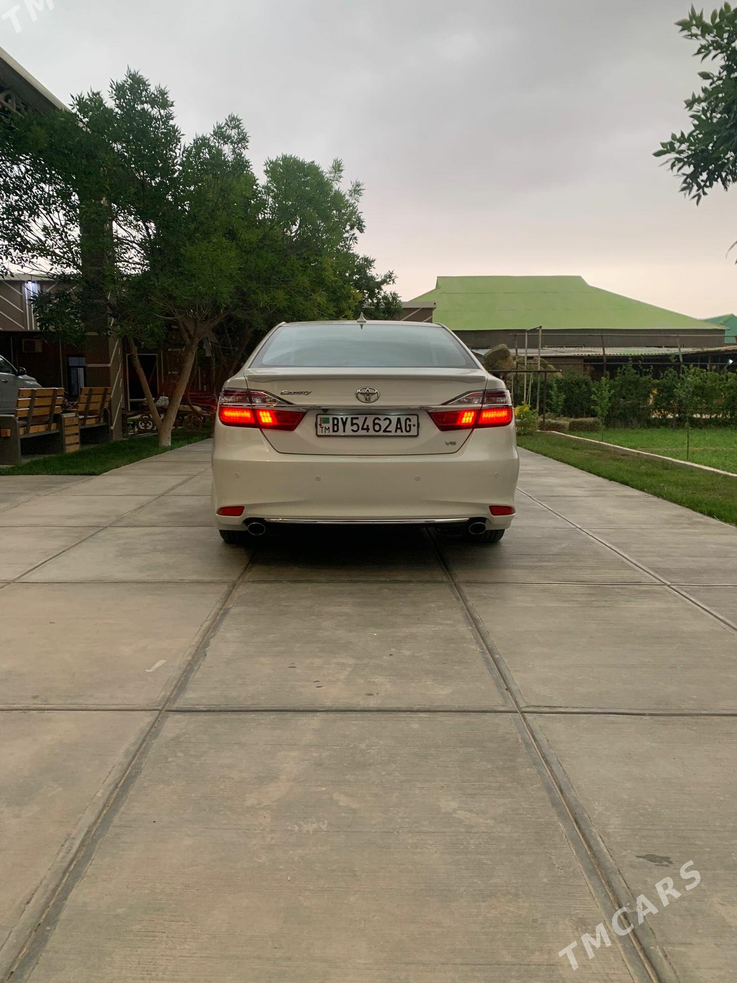 Toyota Camry 2017 - 520 000 TMT - Ашхабад - img 1