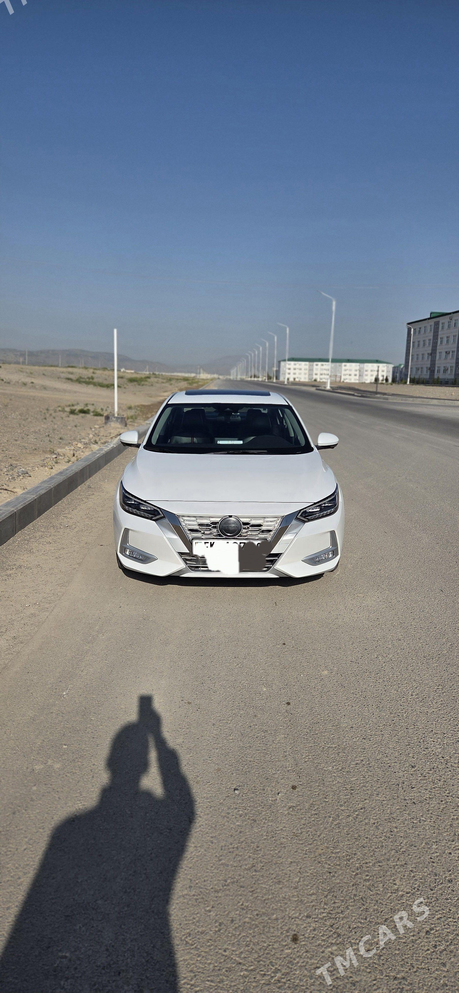 Nissan Sentra 2022 - 260 000 TMT - Büzmeýin - img 1