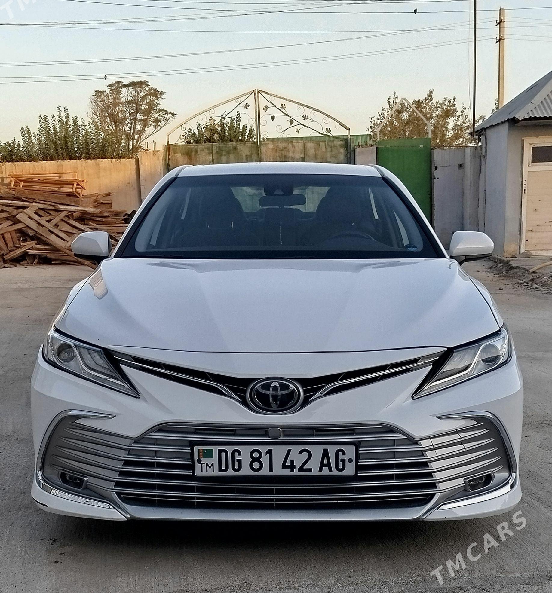Toyota Camry 2019 - 320 000 TMT - Ашхабад - img 1