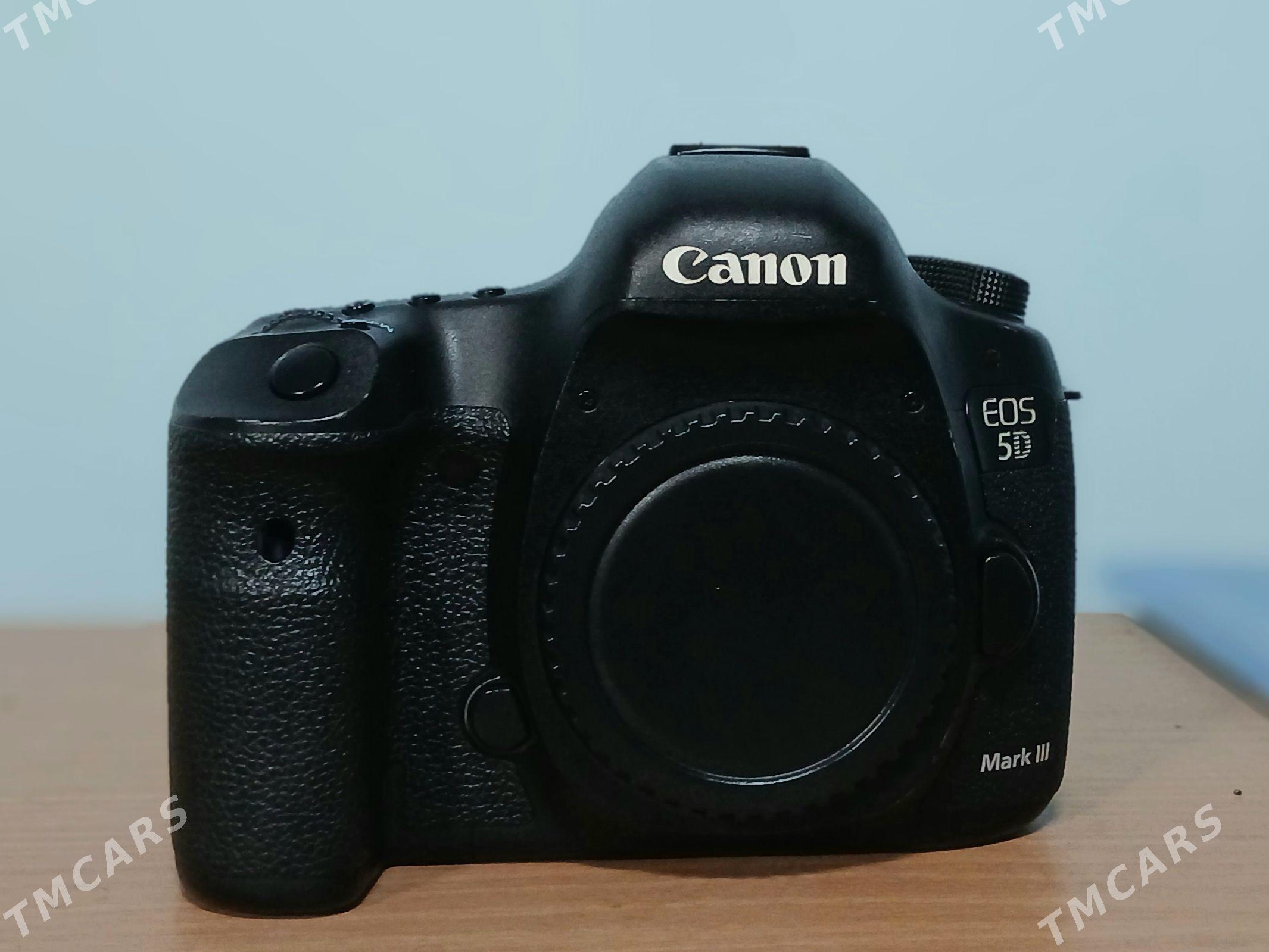 canon mark 3 body - Мир 2 - img 1