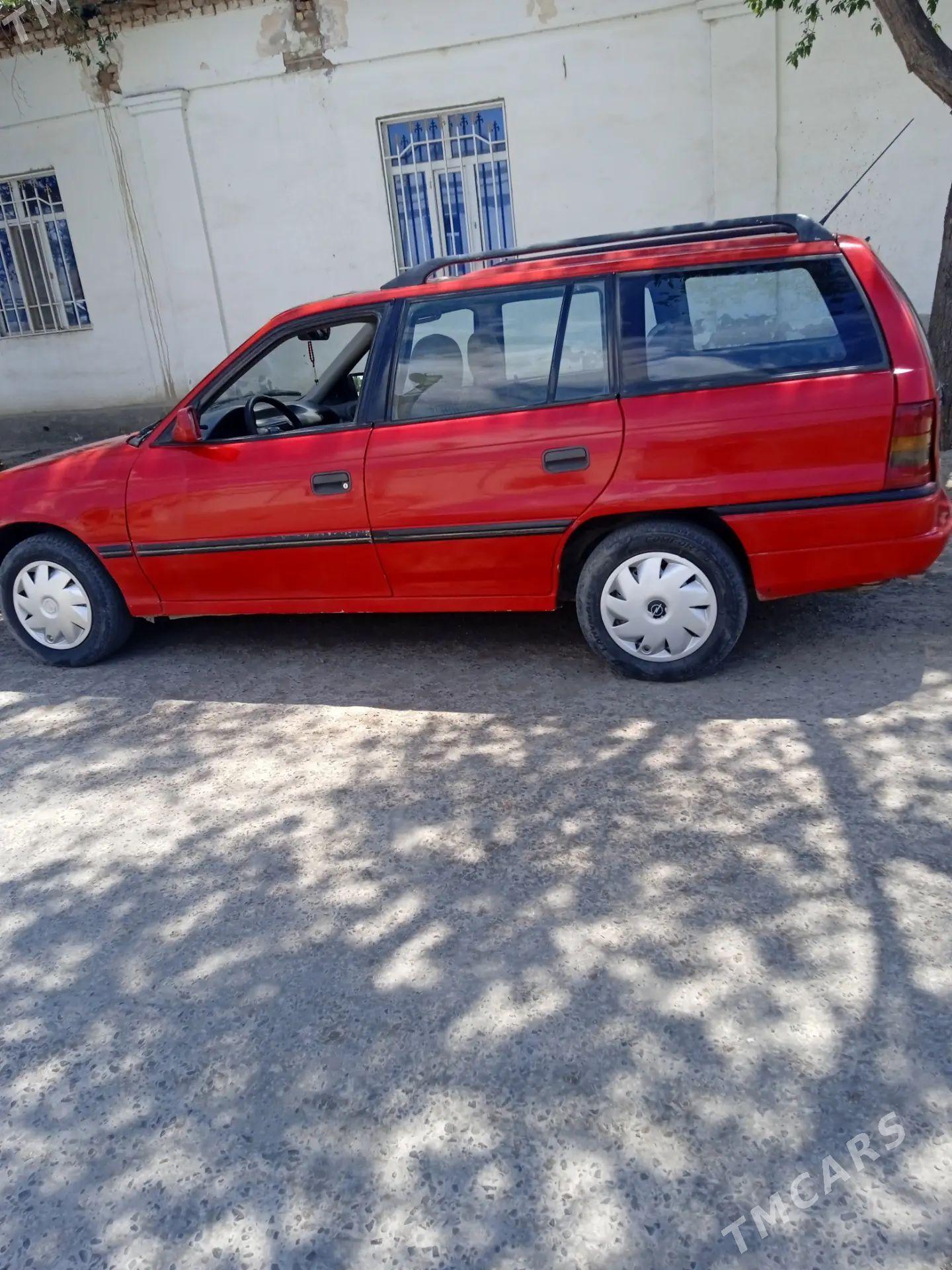 Opel Astra 1992 - 43 000 TMT - Дашогуз - img 1