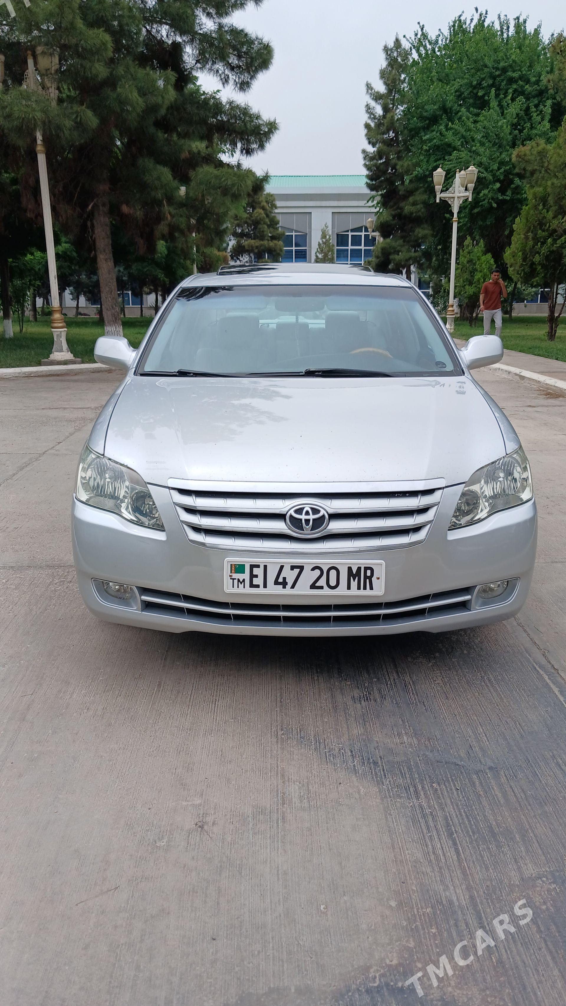 Toyota Avalon 2005 - 240 000 TMT - Мары - img 1