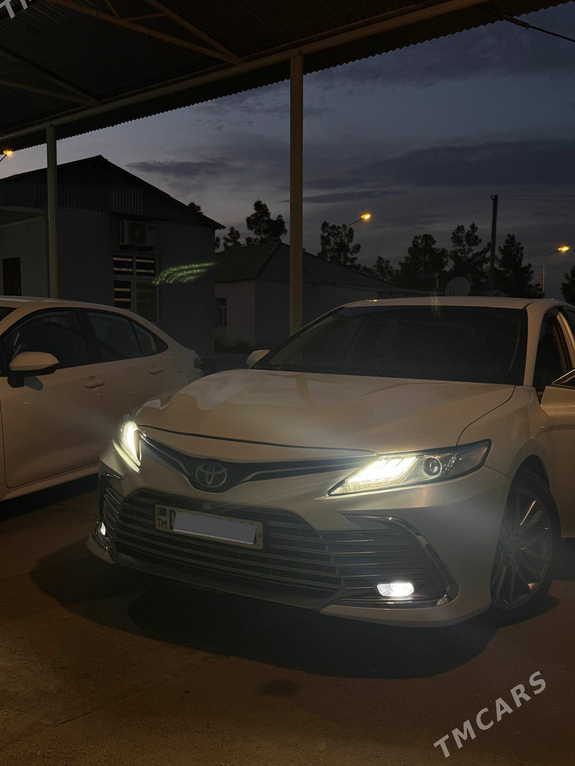 Toyota Camry 2021 - 320 000 TMT - Aşgabat - img 1