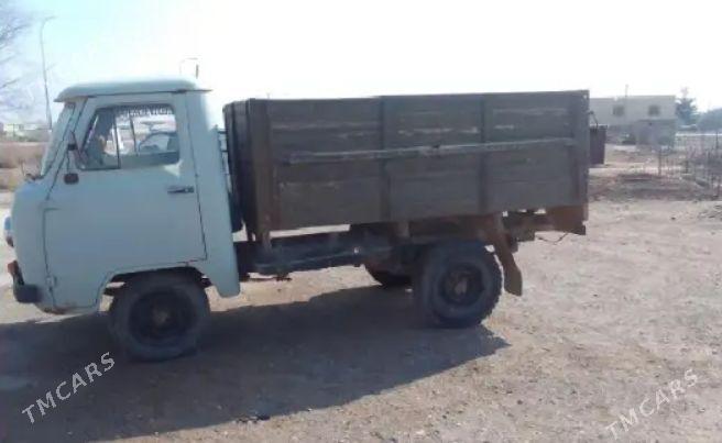 UAZ 469 1992 - 20 000 TMT - Sarahs - img 1