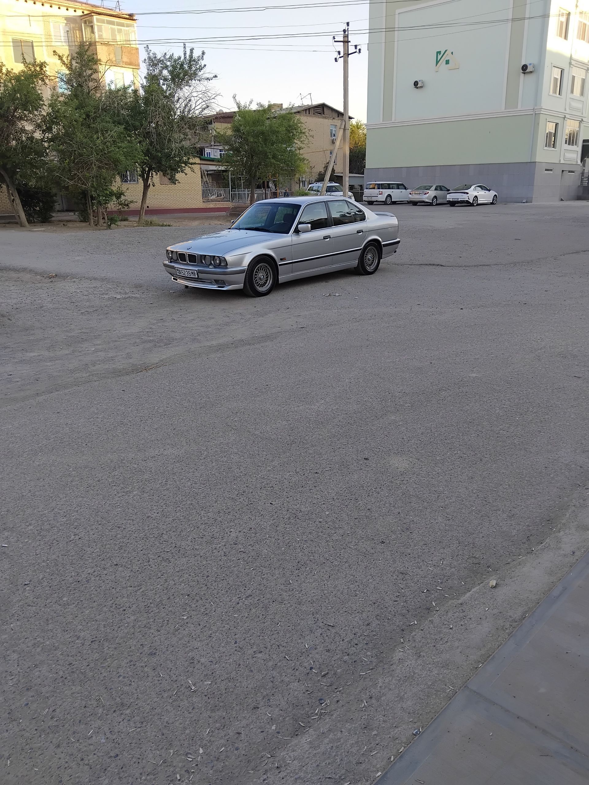 BMW 525 1995 - 105 000 TMT - Мары - img 1